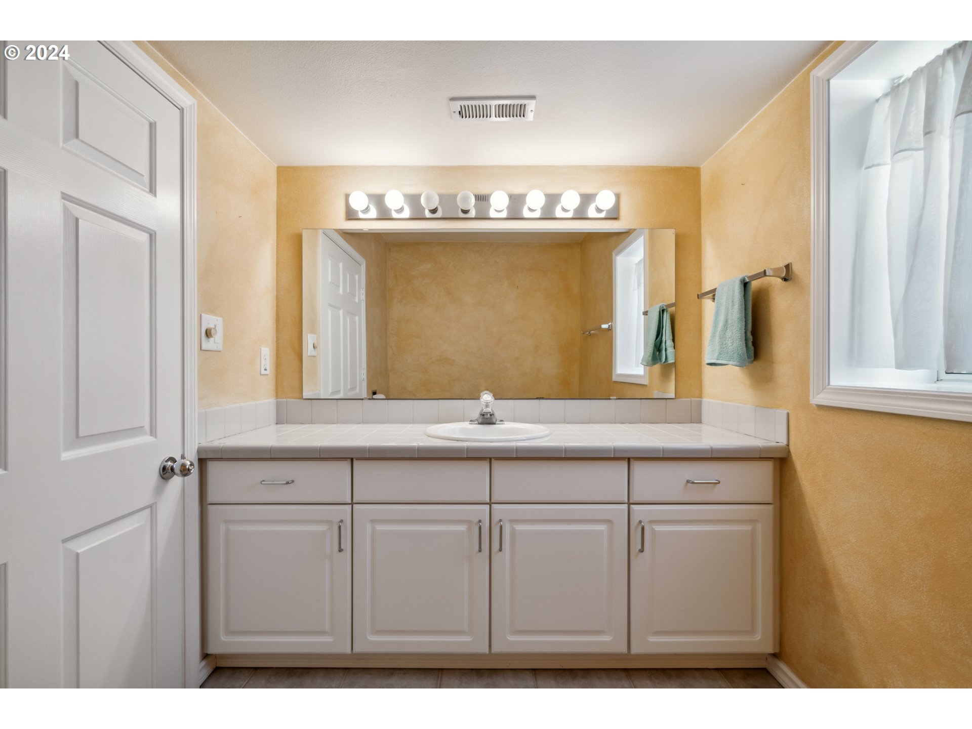 15917 NE UNION RD 26