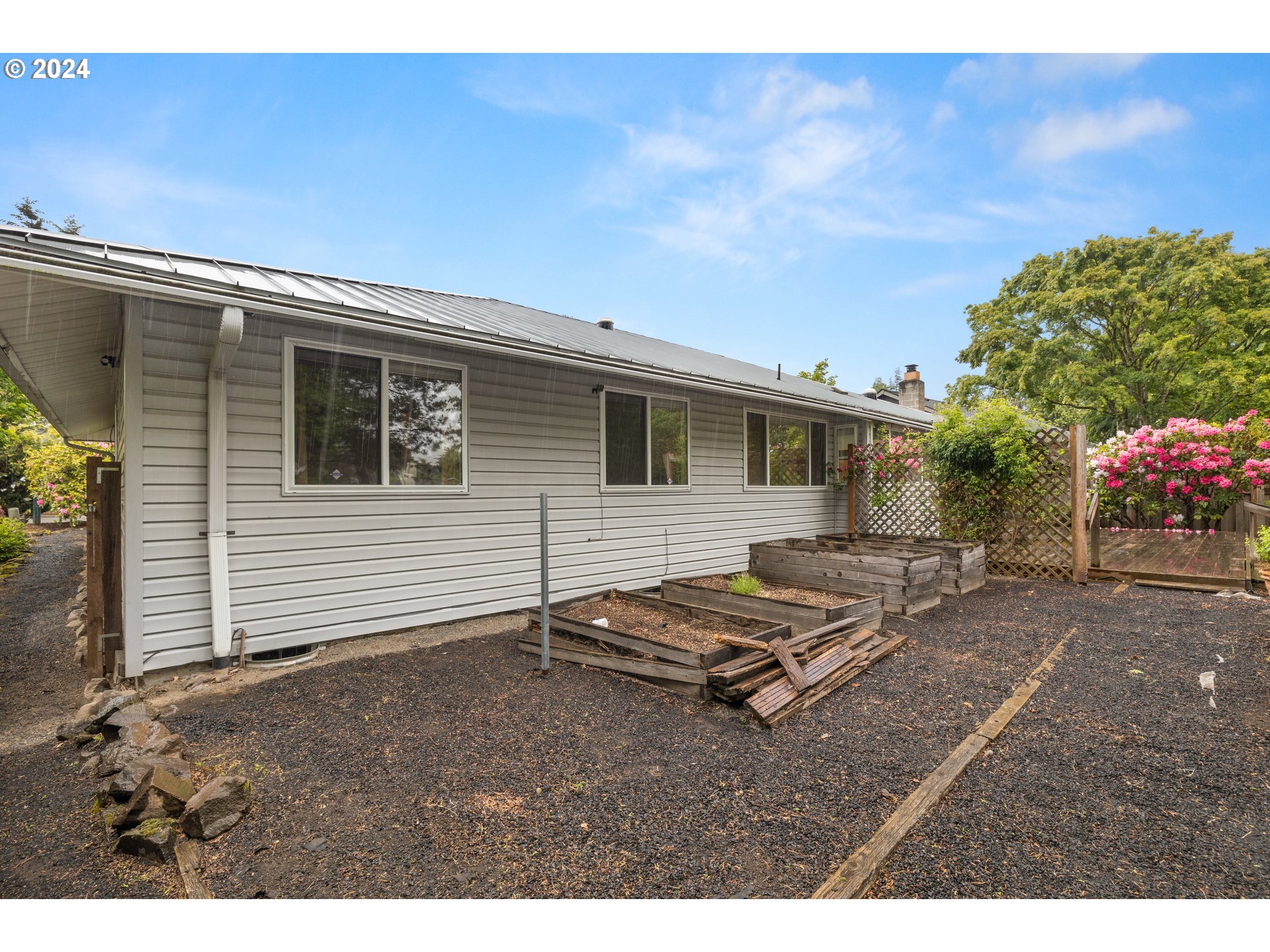 9120 SW PARKVIEW LOOP