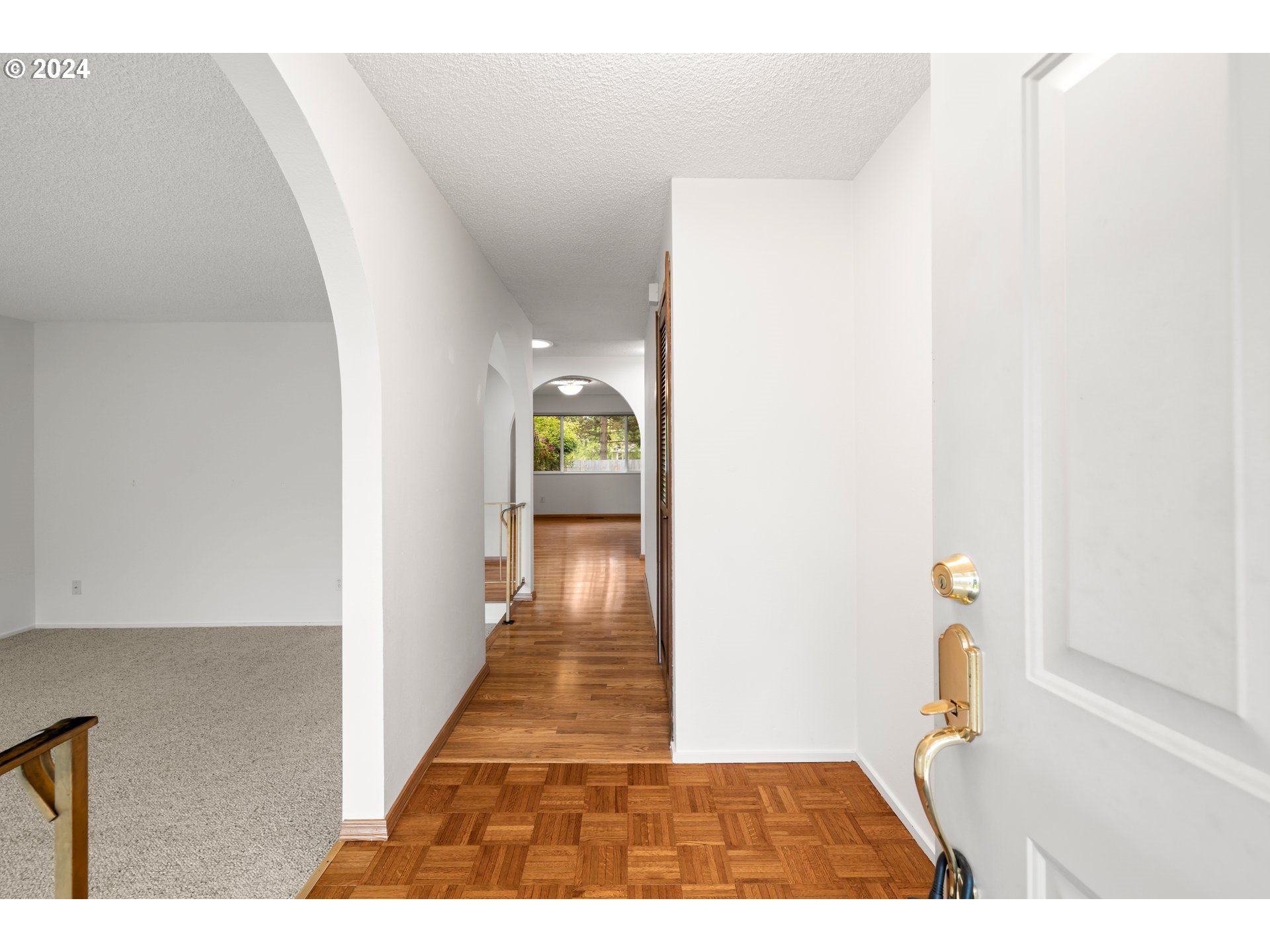 9120 SW PARKVIEW LOOP