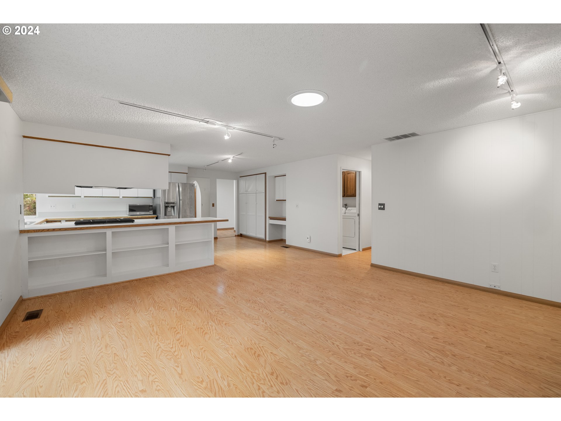 9120 SW PARKVIEW LOOP