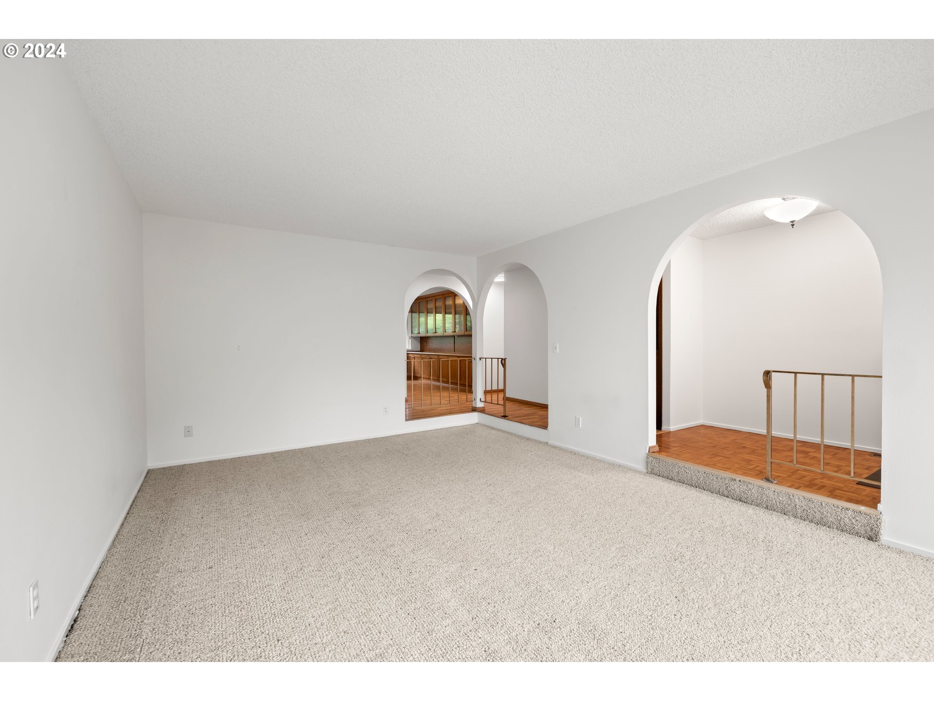 9120 SW PARKVIEW LOOP