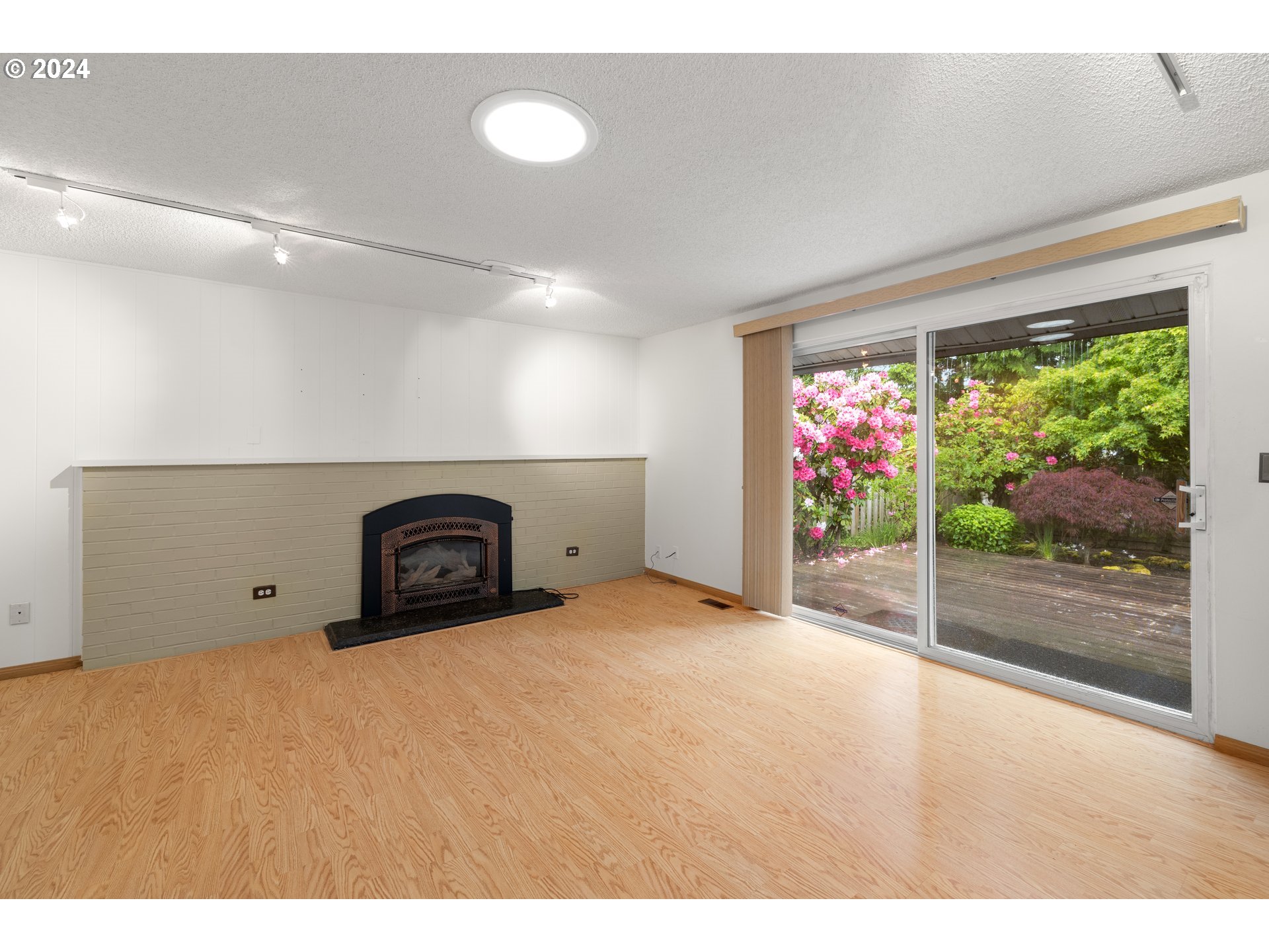 9120 SW PARKVIEW LOOP