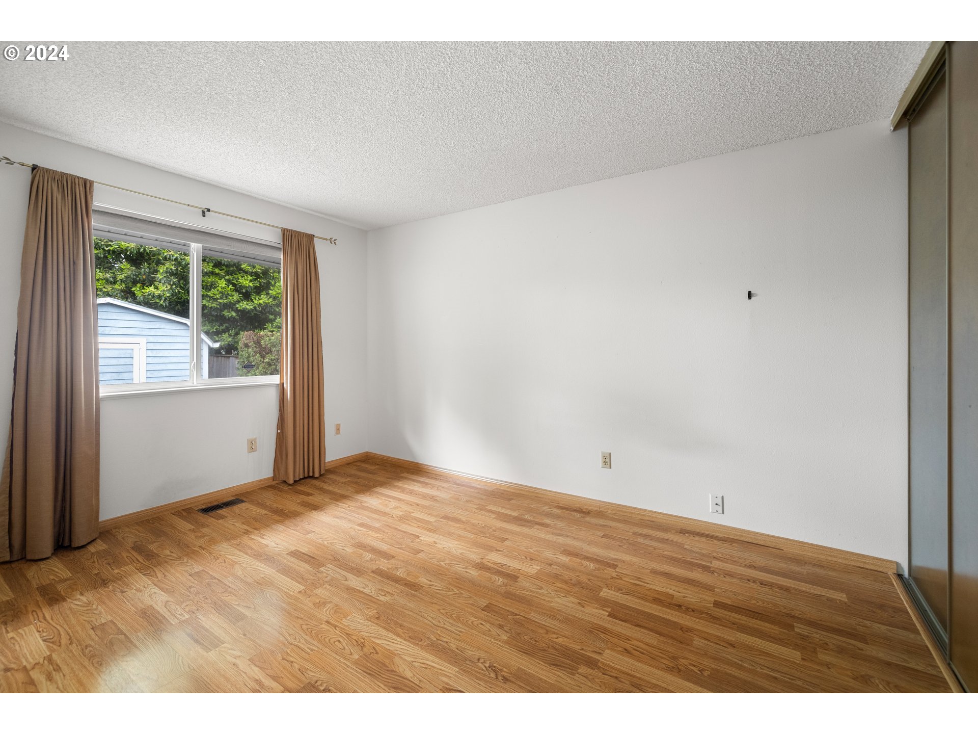 9120 SW PARKVIEW LOOP