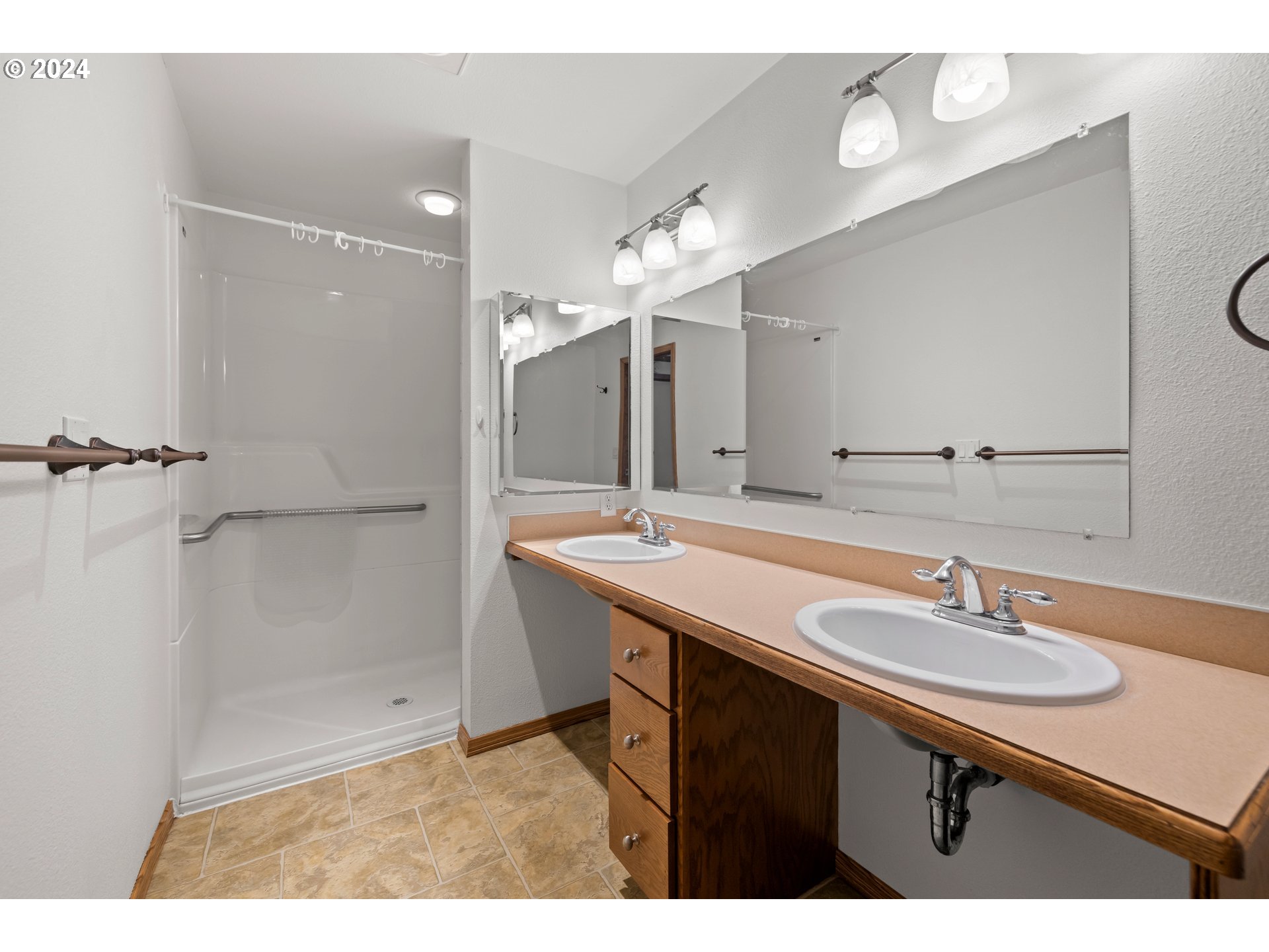 9120 SW PARKVIEW LOOP