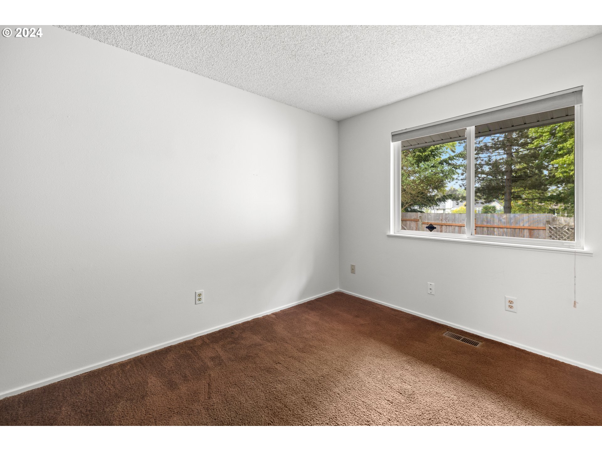 9120 SW PARKVIEW LOOP