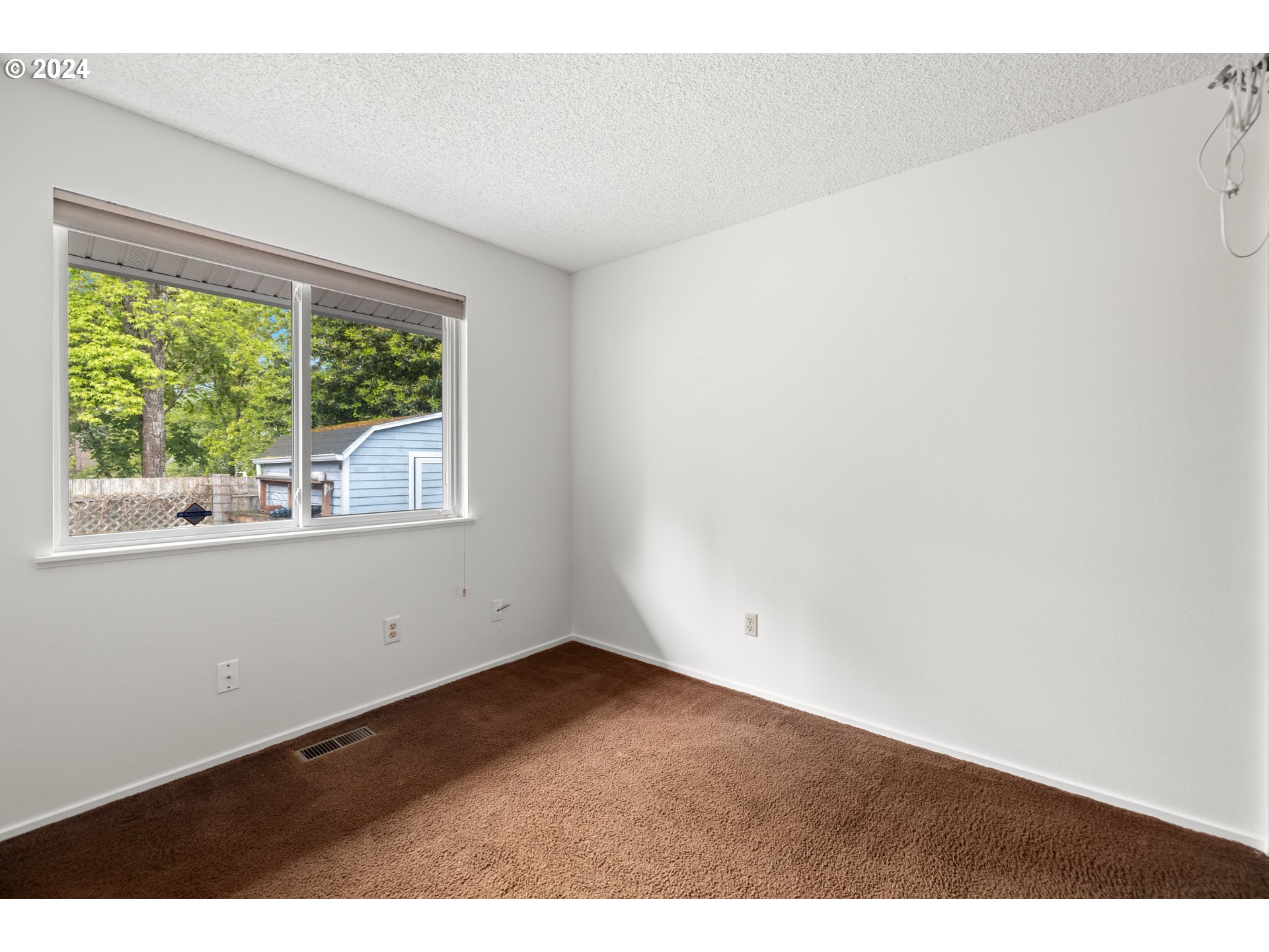 9120 SW PARKVIEW LOOP