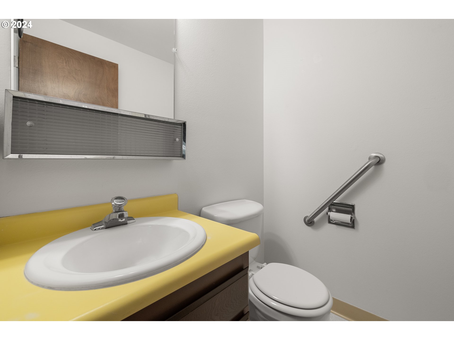 9120 SW PARKVIEW LOOP