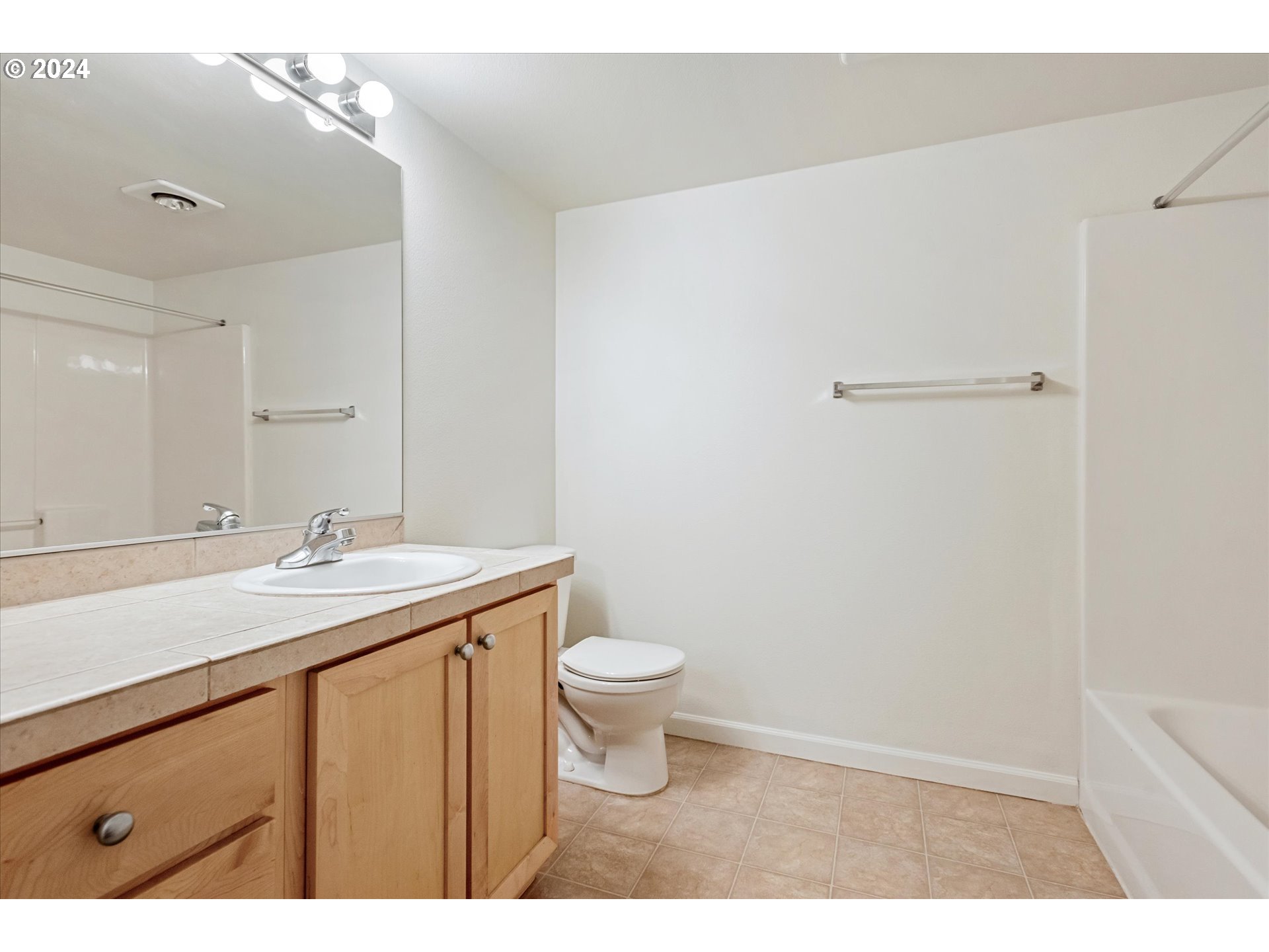 760 NW 185TH AVE 202