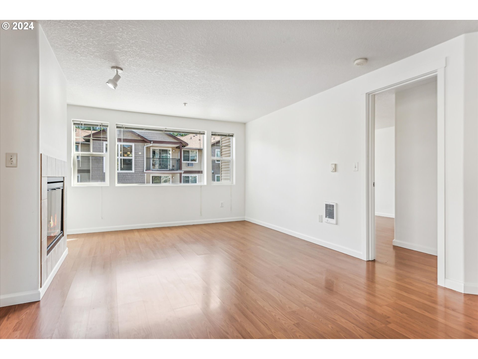 760 NW 185TH AVE 202