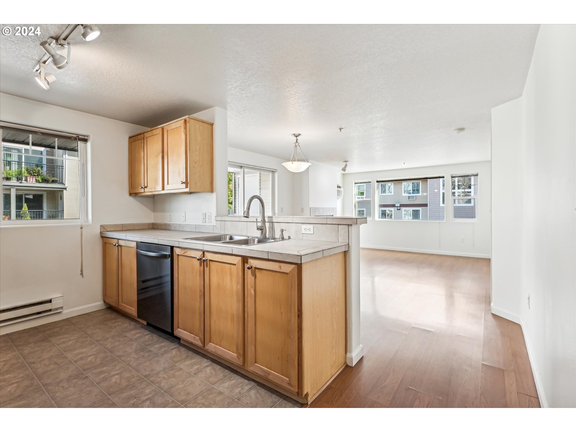 760 NW 185TH AVE 202