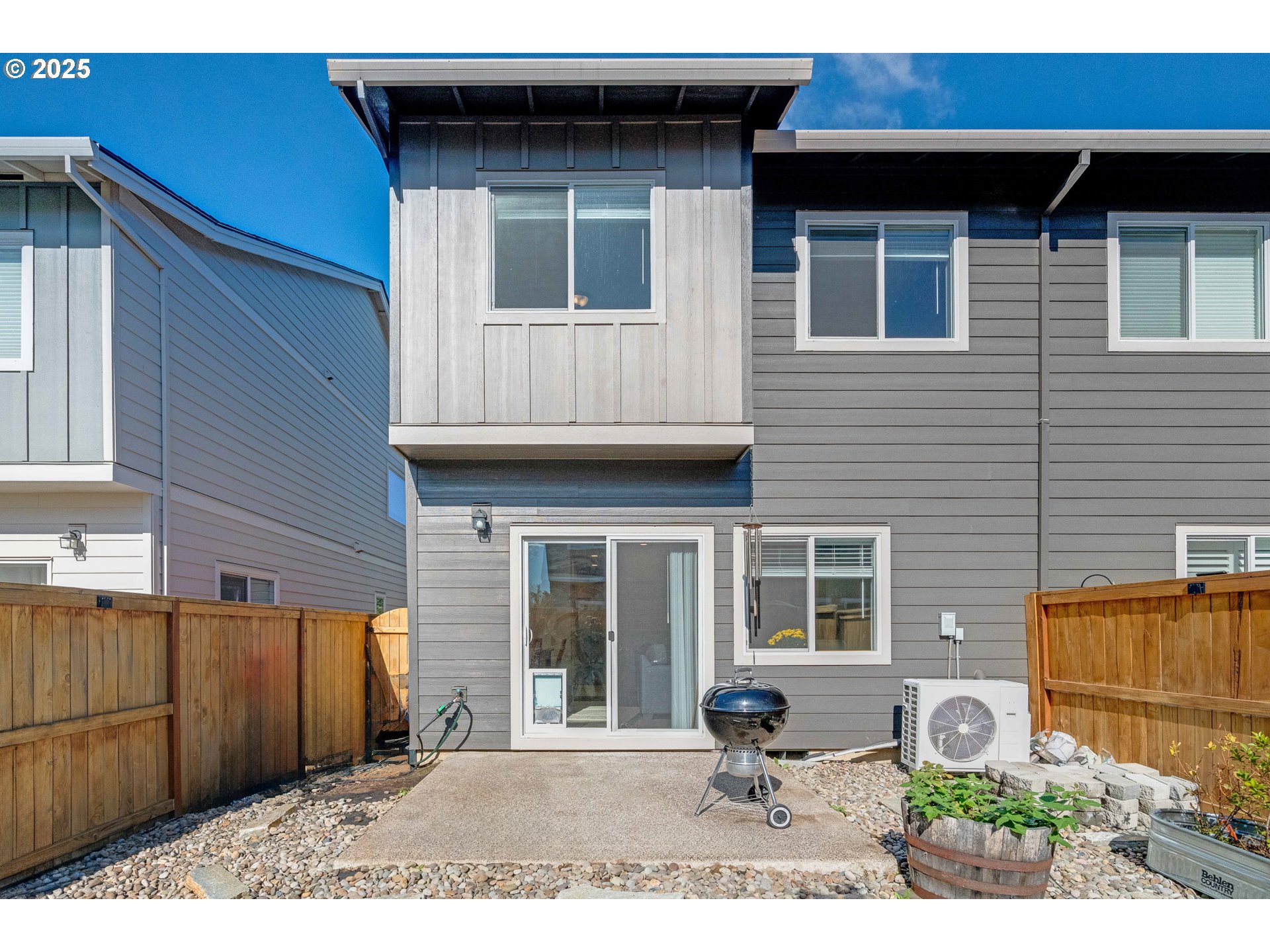 2721 S MAGNOLIA DR