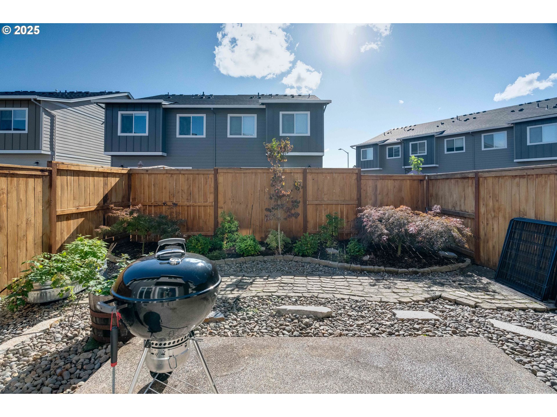 2721 S MAGNOLIA DR