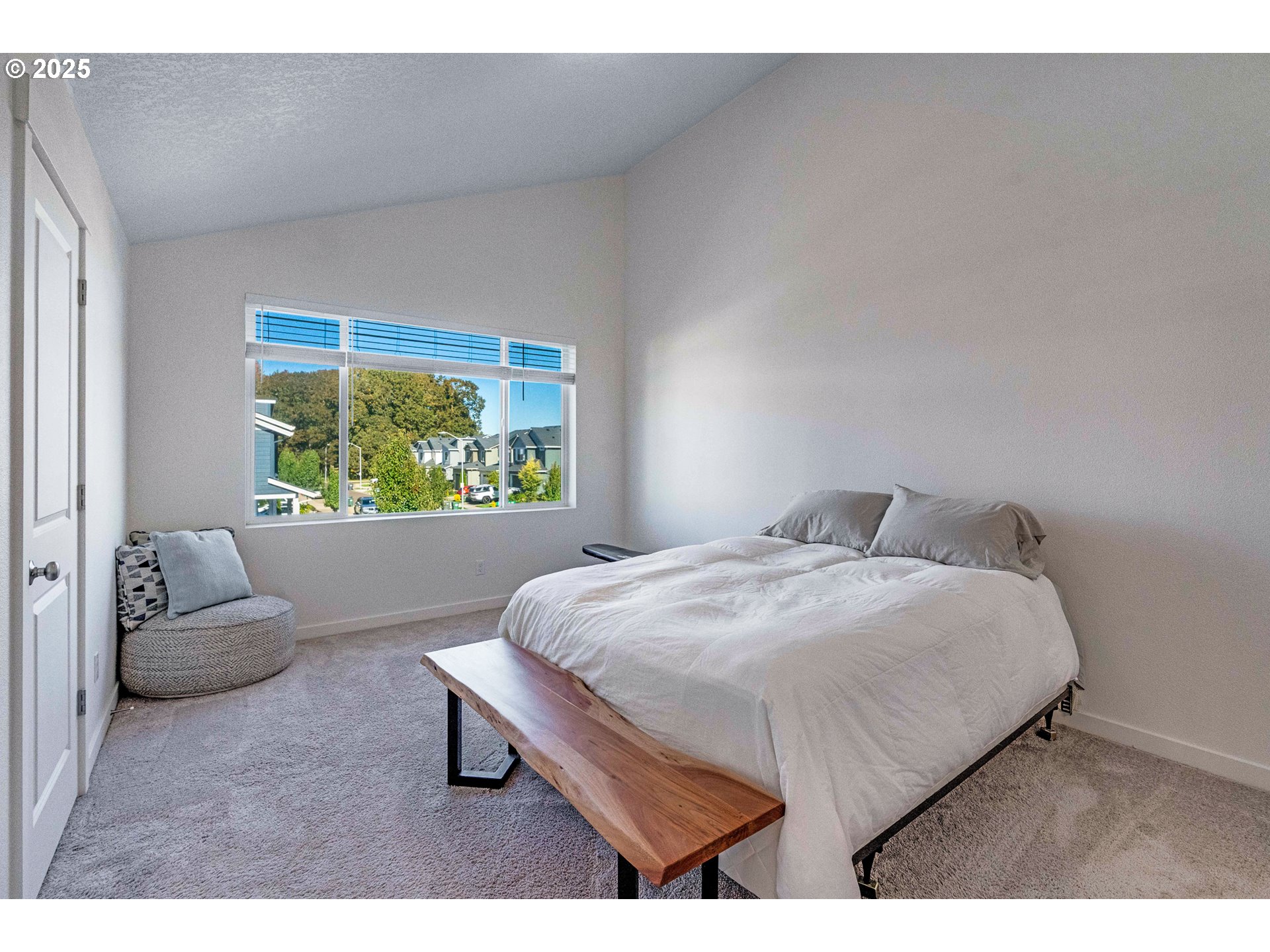 2721 S MAGNOLIA DR