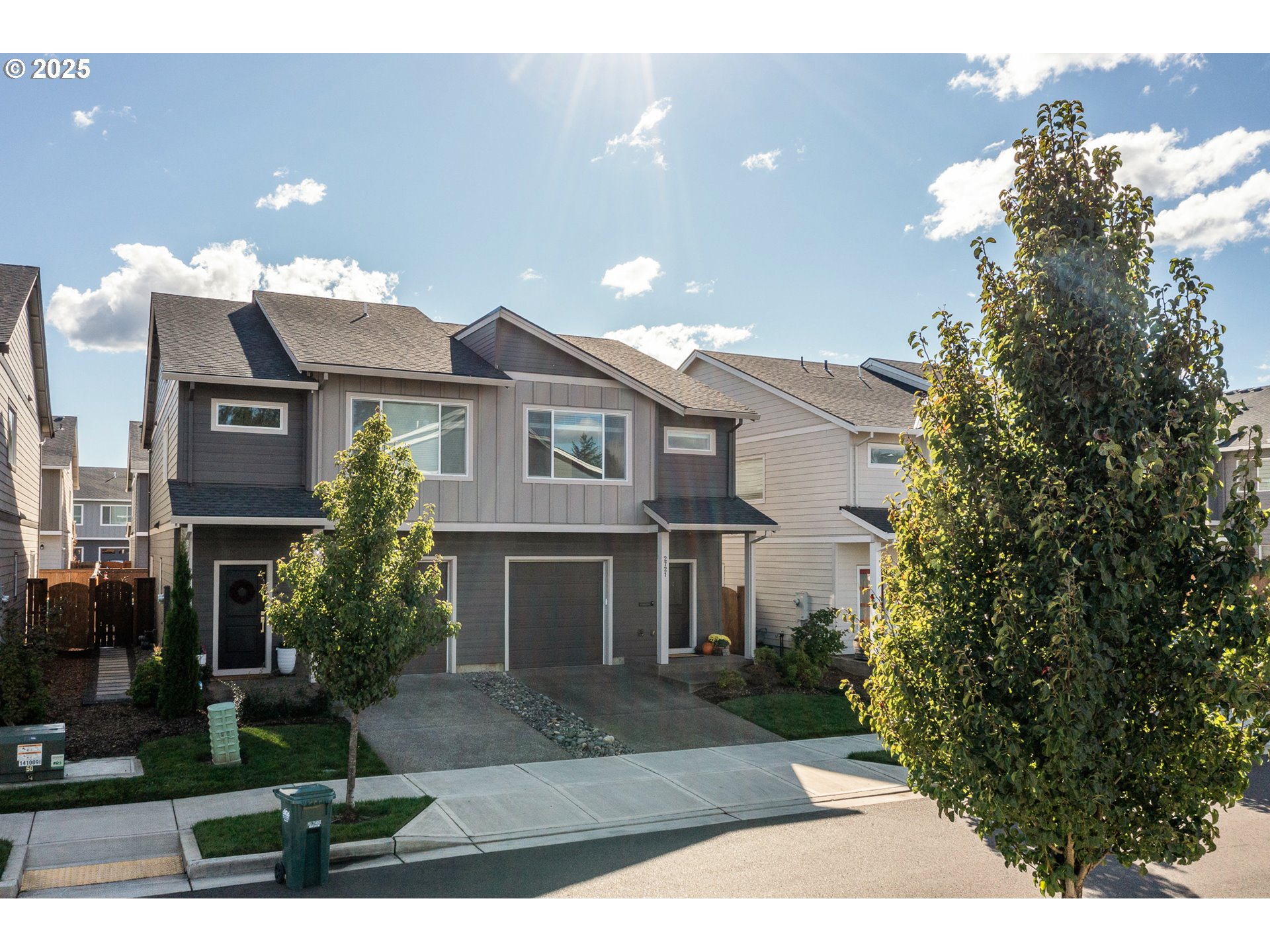 2721 S MAGNOLIA DR
