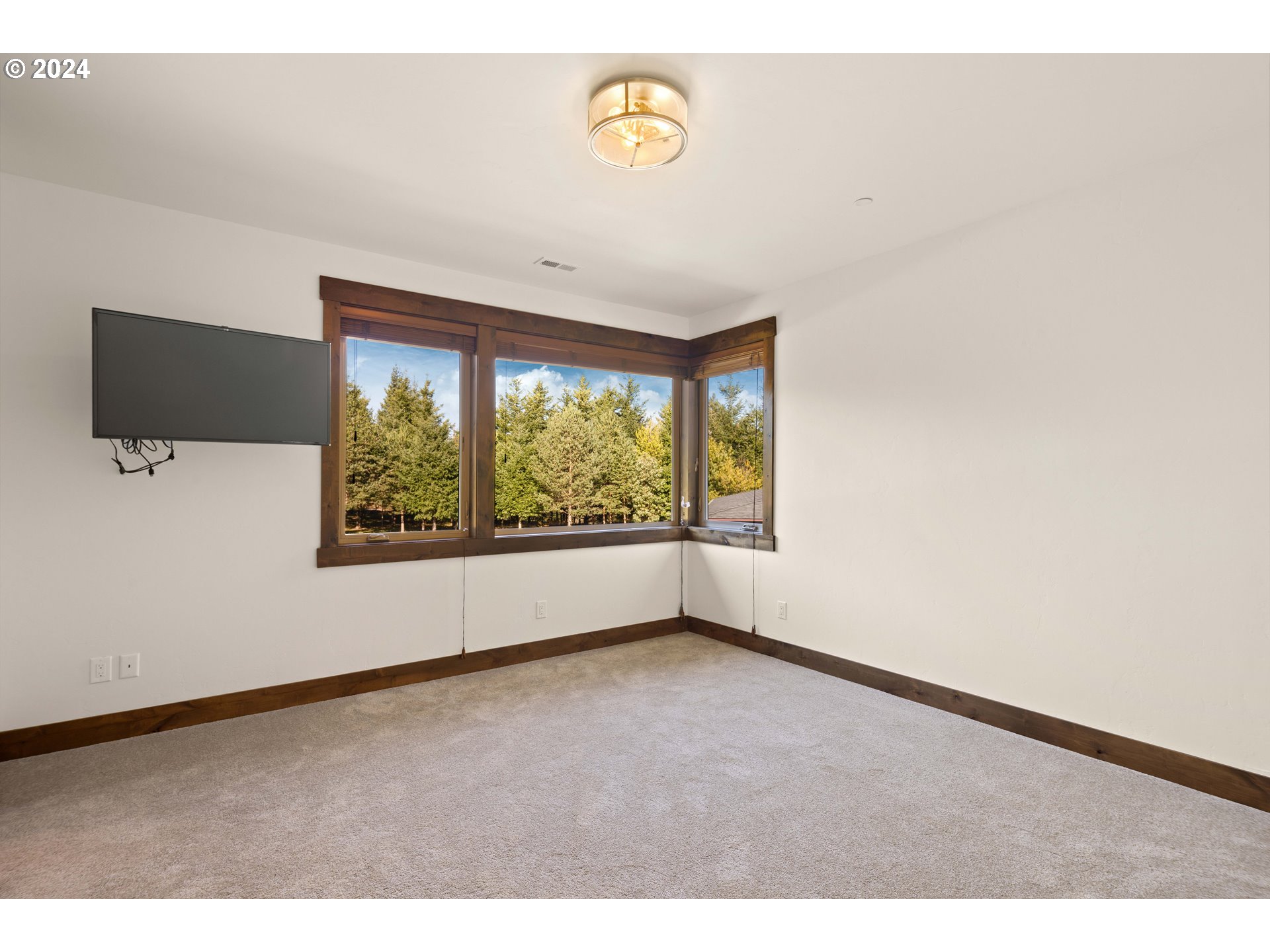 13380 NE PARRETT MOUNTAIN RD