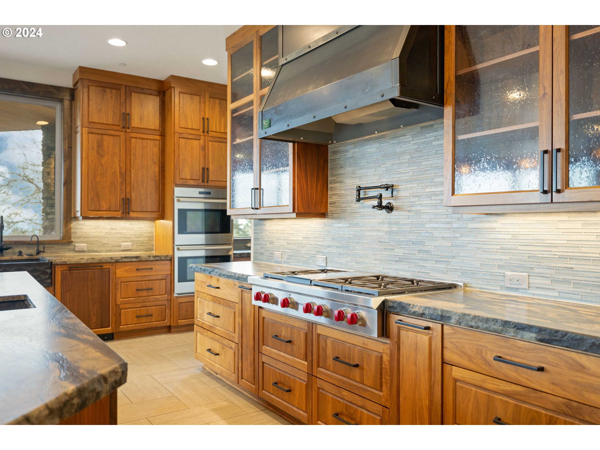 13380 NE PARRETT MOUNTAIN RD