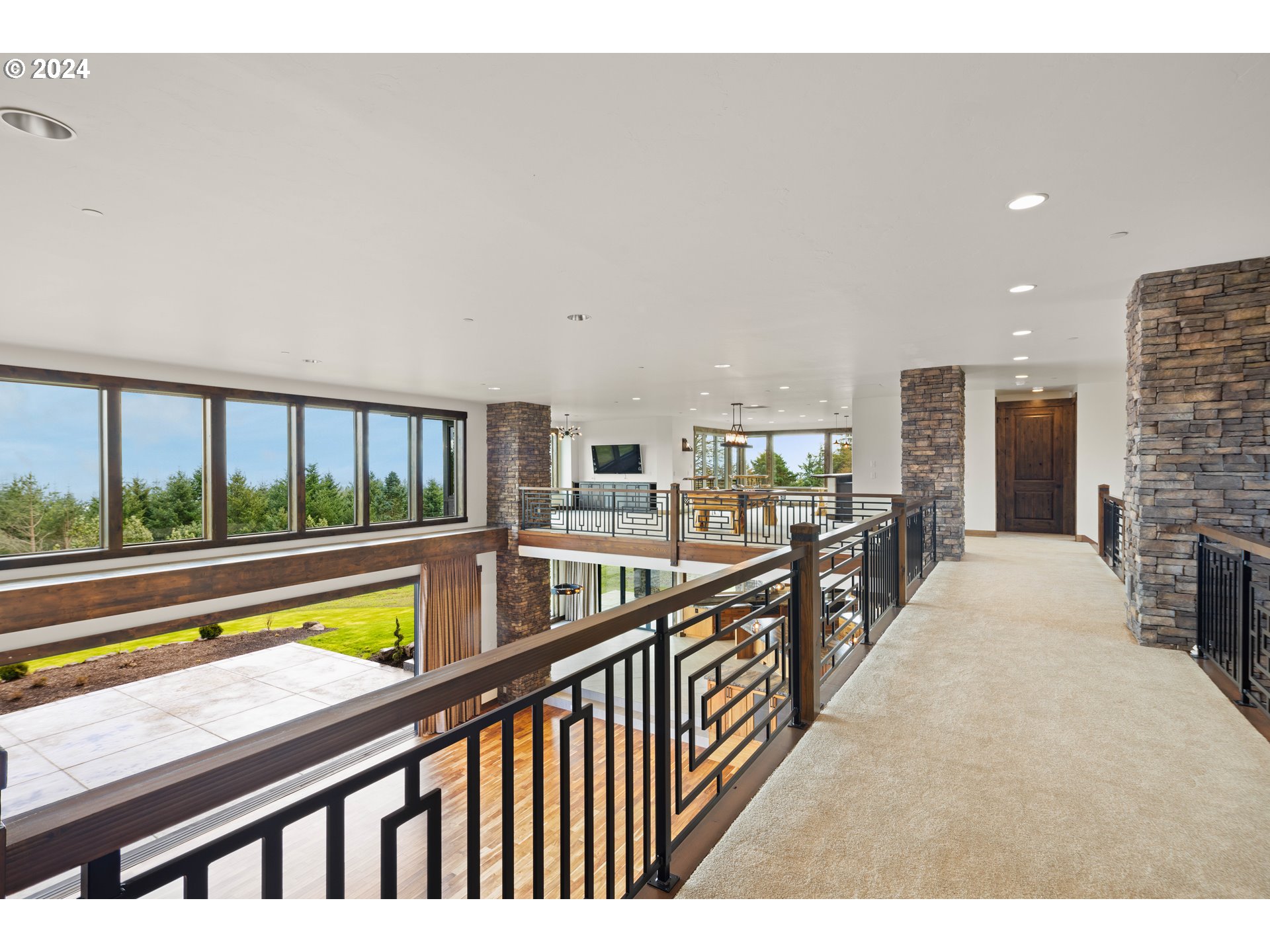 13380 NE PARRETT MOUNTAIN RD