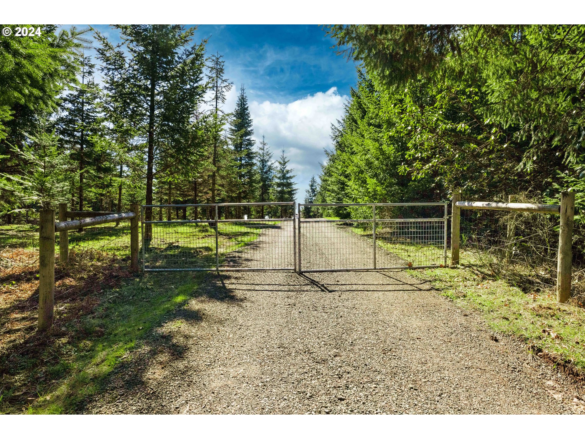 13380 NE PARRETT MOUNTAIN RD