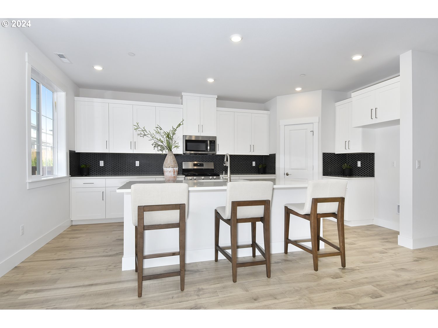 28273 SW Orleans AVE