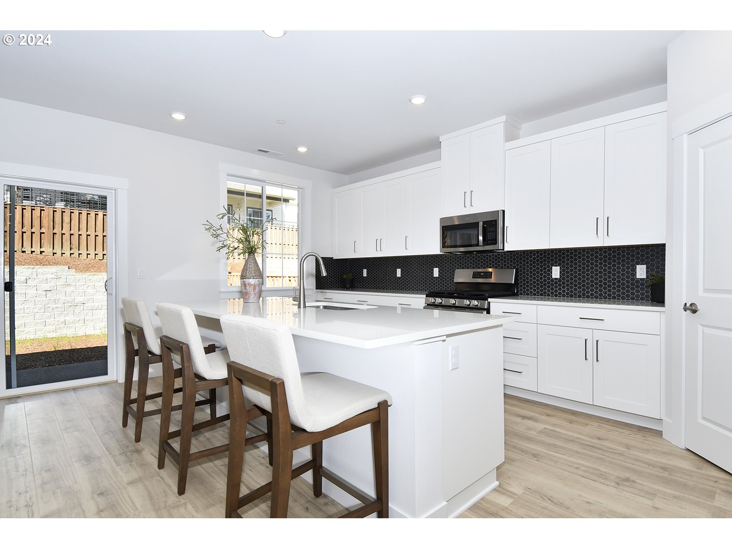 28273 SW Orleans AVE