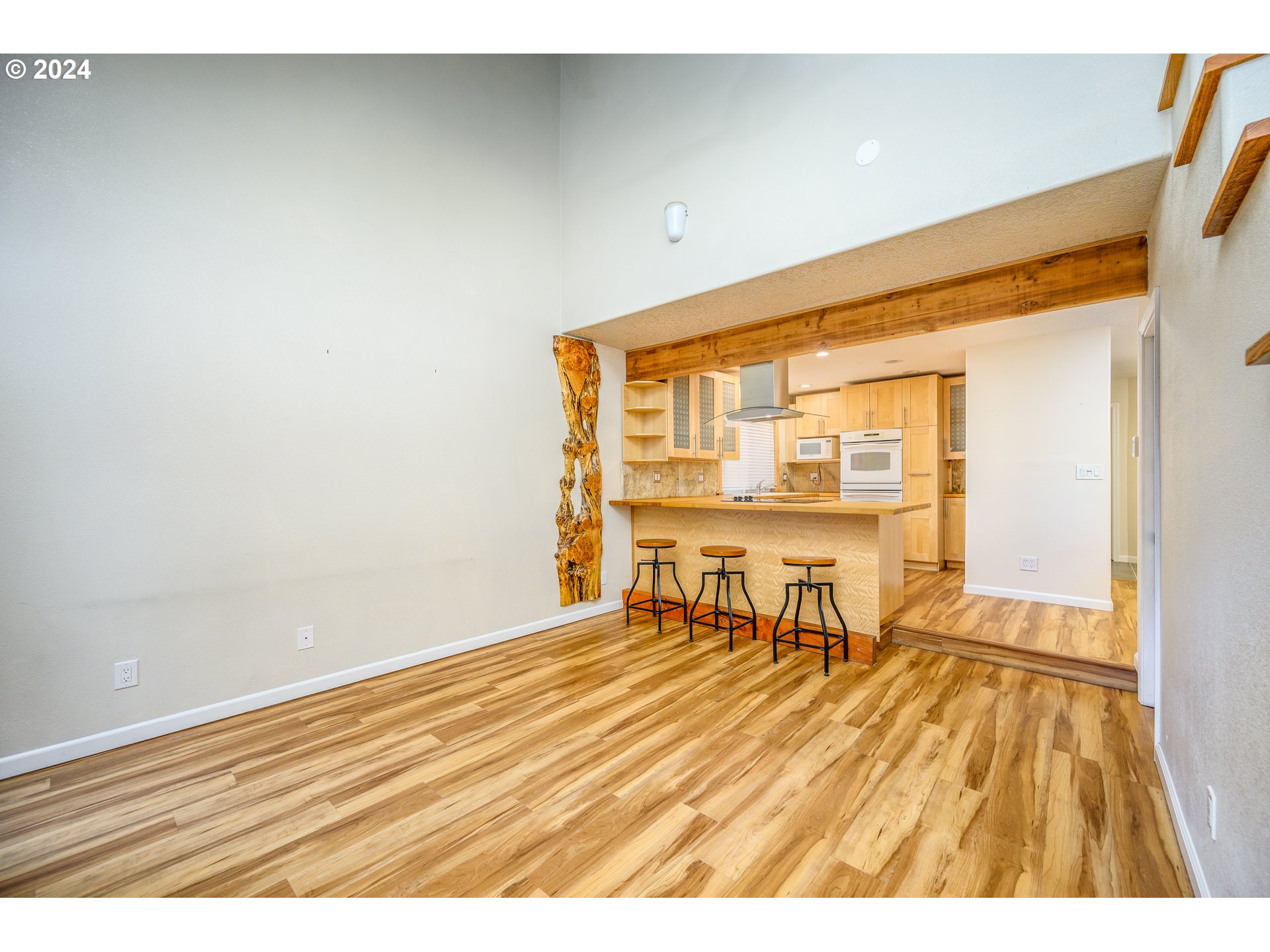 4664 SW COMUS PL #2-H