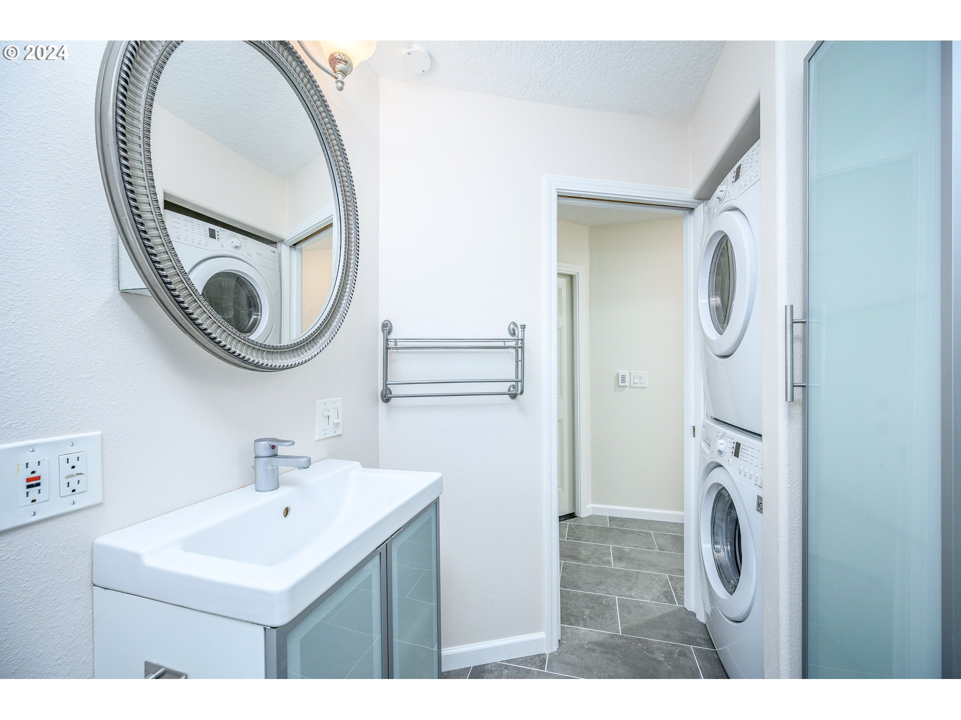 4664 SW COMUS PL #2-H