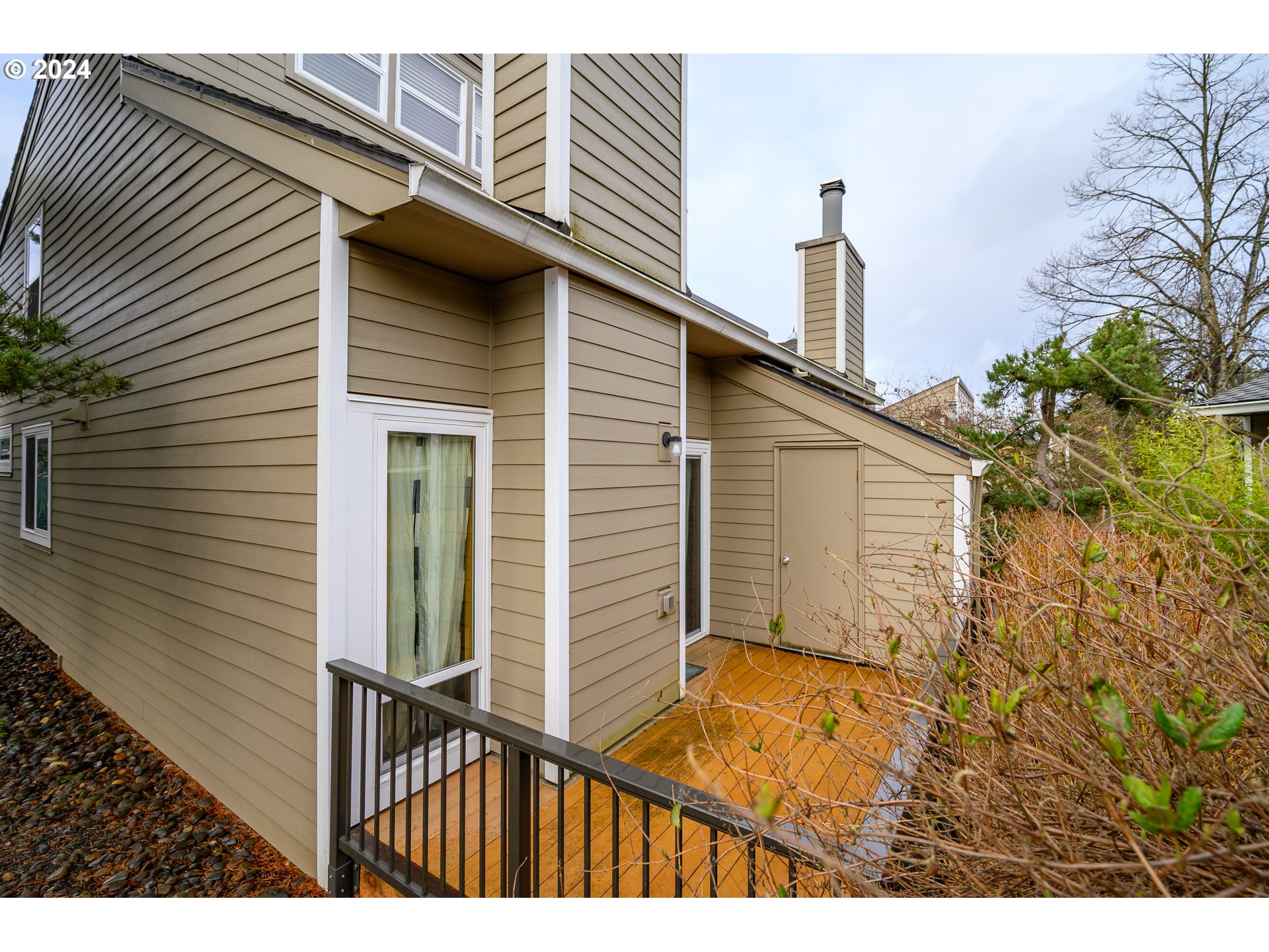 4664 SW COMUS PL #2-H