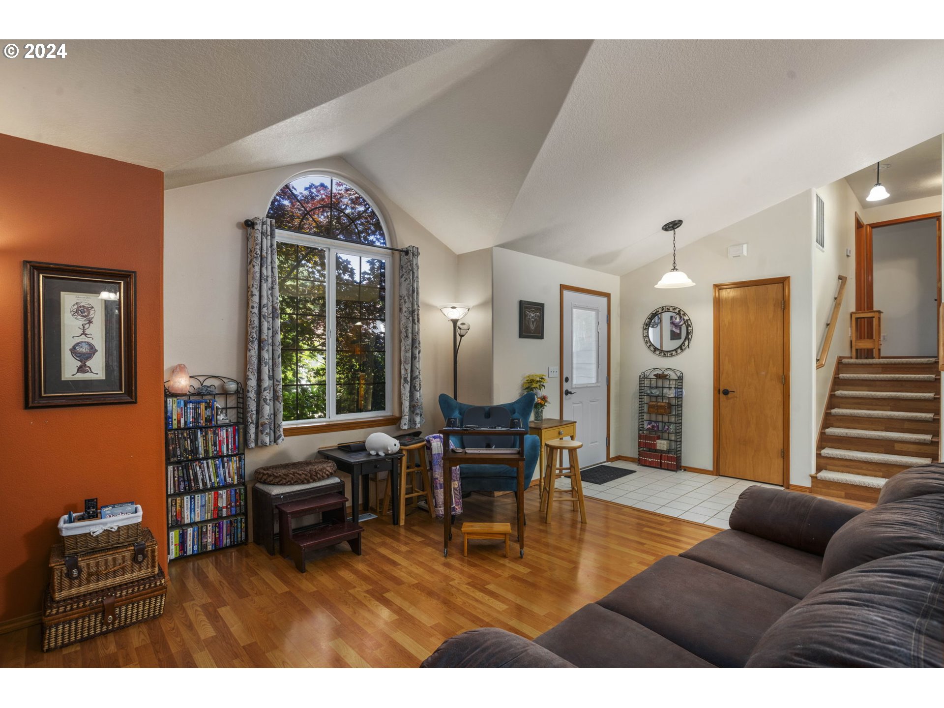 1201 NE 94TH PL