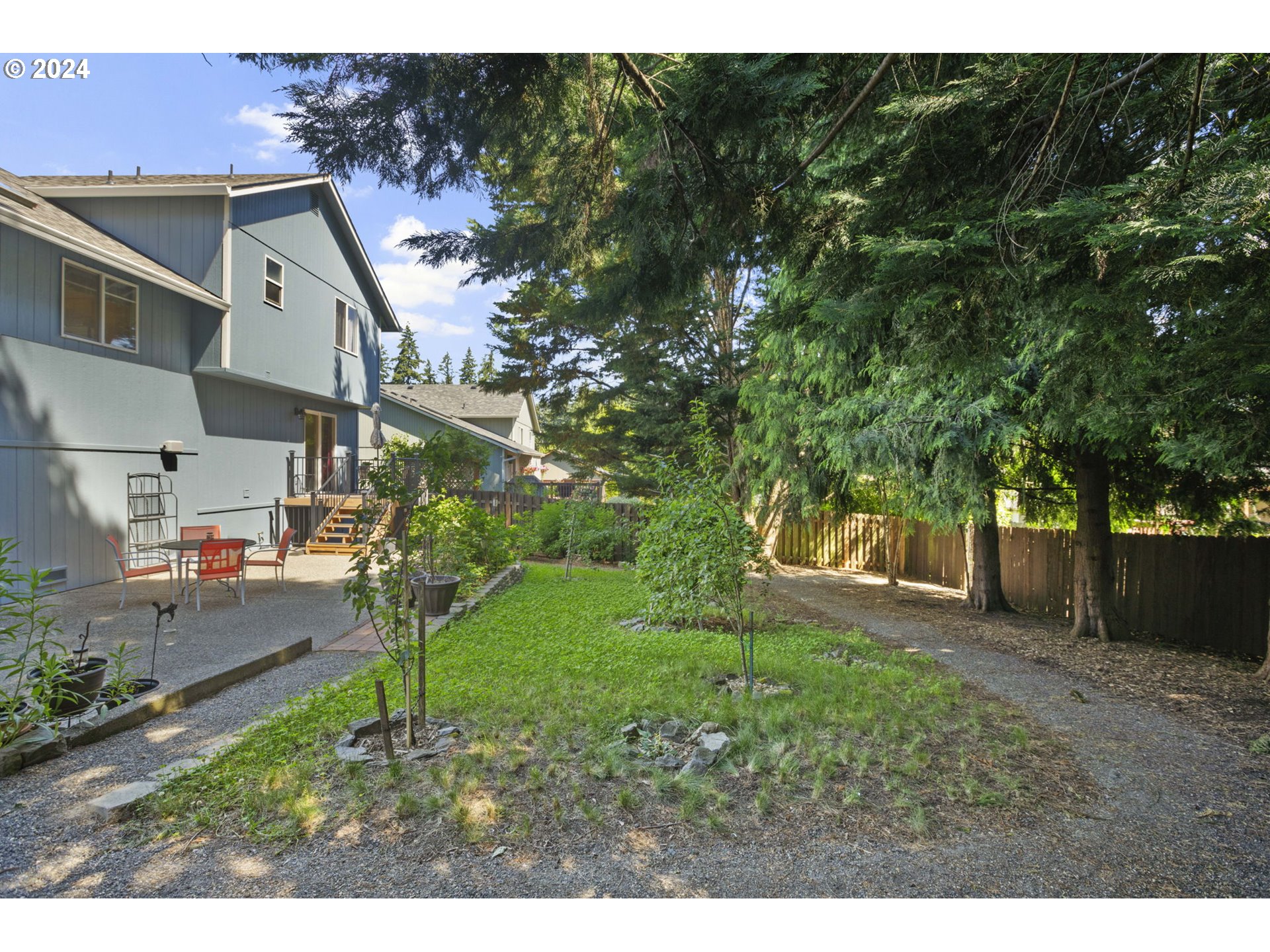 1201 NE 94TH PL
