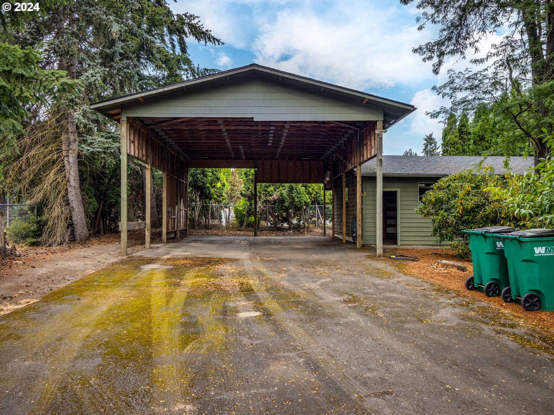 18395 SW BUTTERNUT ST