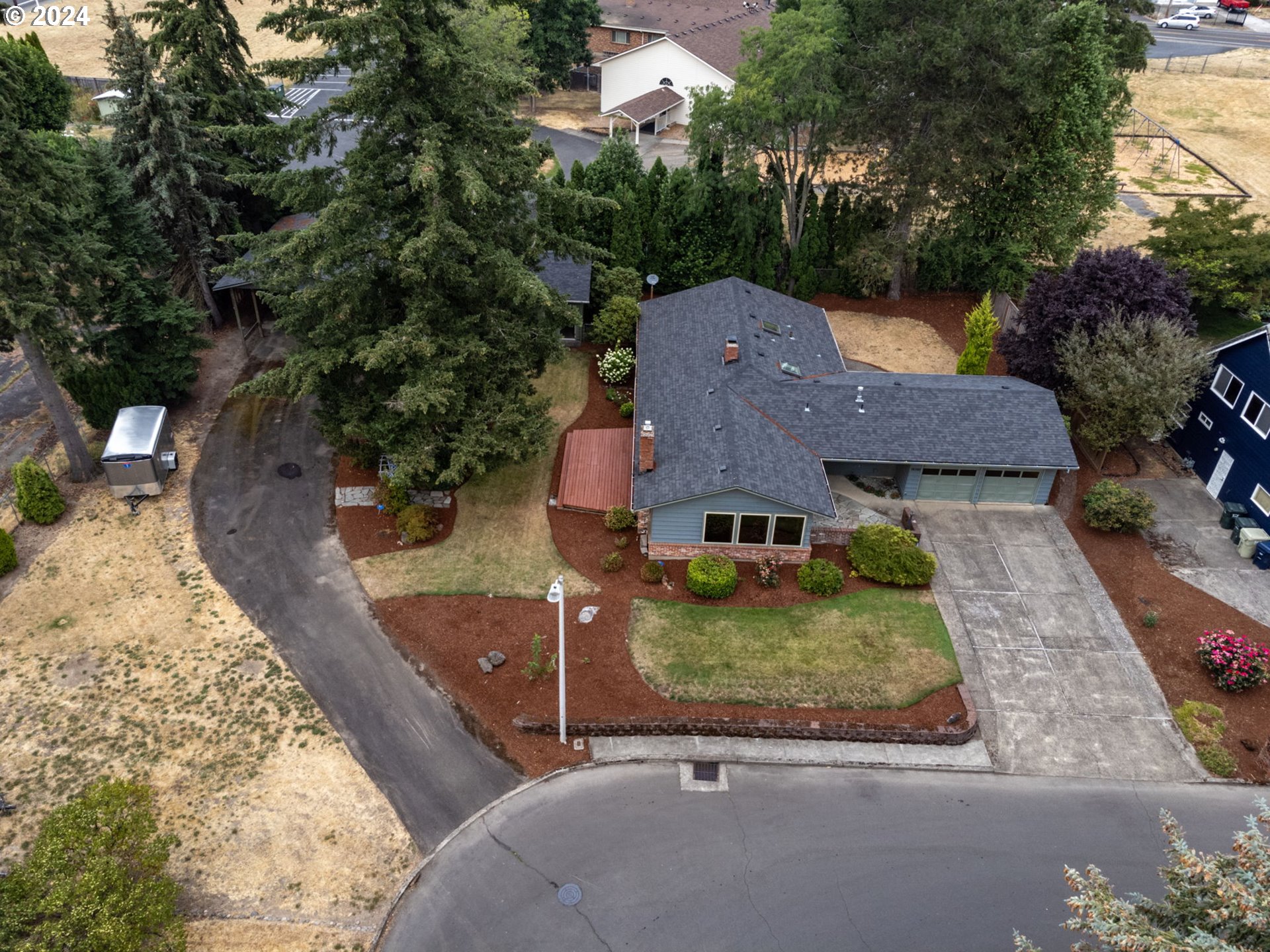 18395 SW BUTTERNUT ST