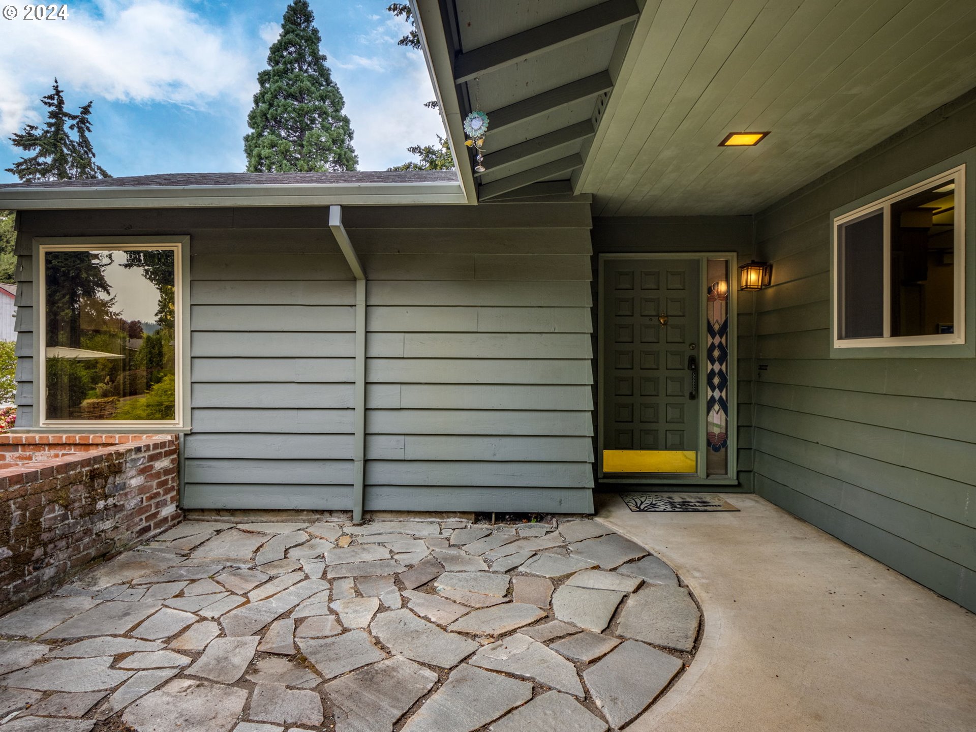 18395 SW BUTTERNUT ST