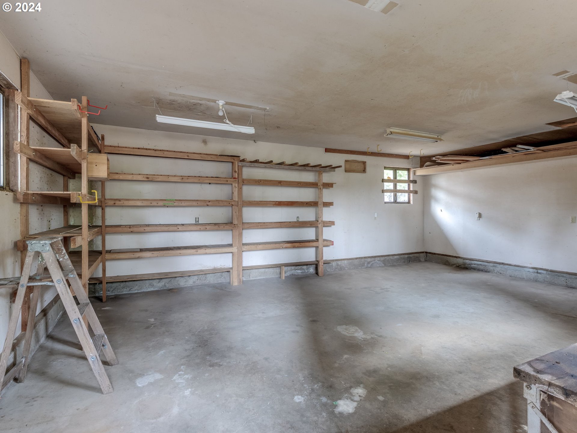 18395 SW BUTTERNUT ST