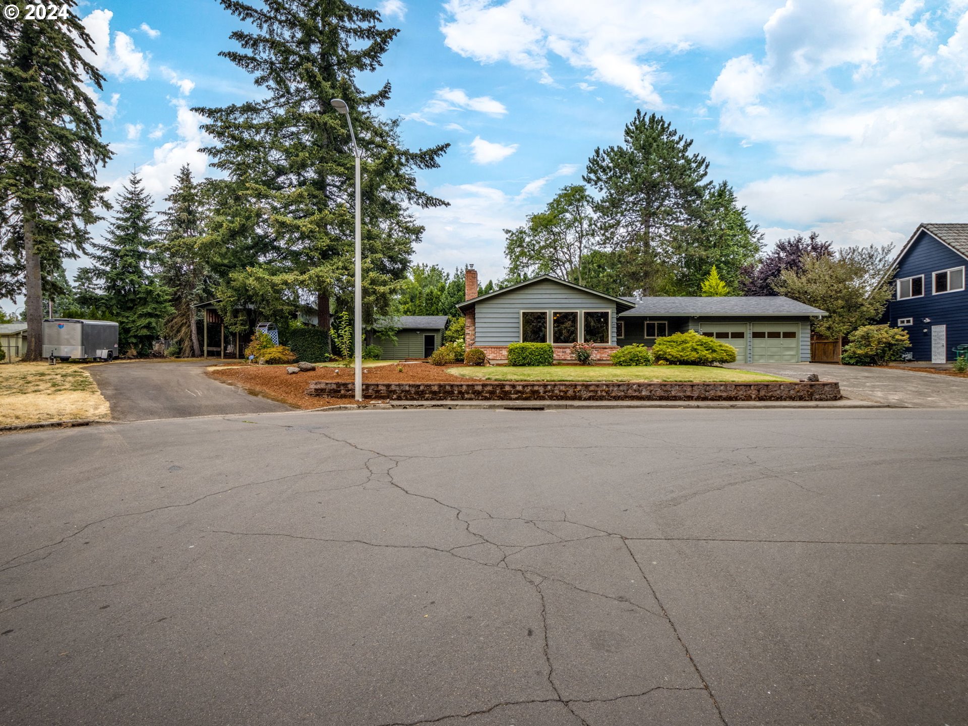 18395 SW BUTTERNUT ST