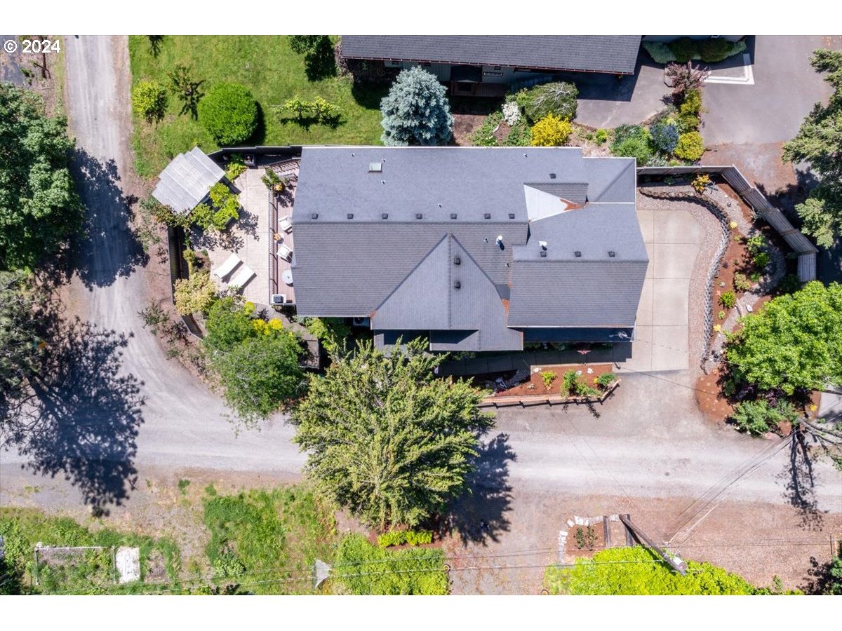 1610 SW DOLPH CT