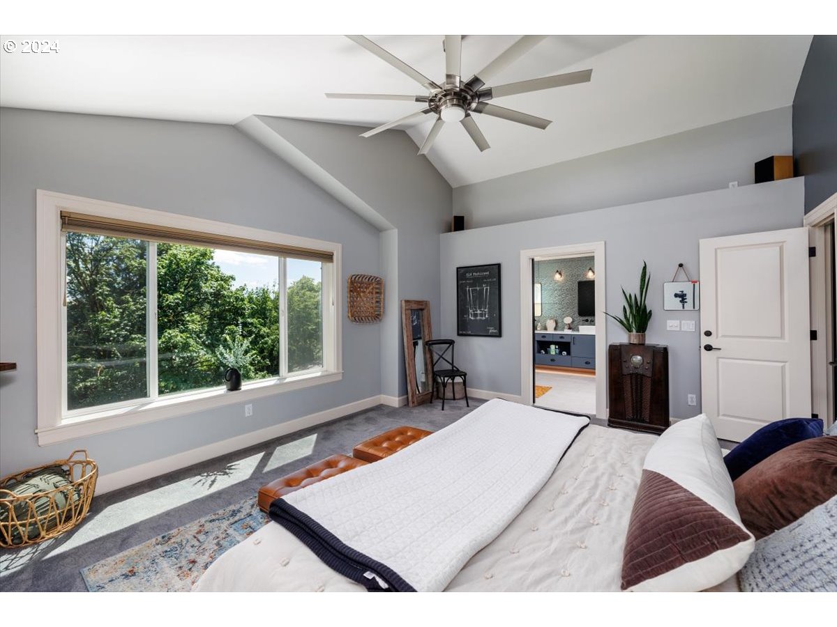 1610 SW DOLPH CT
