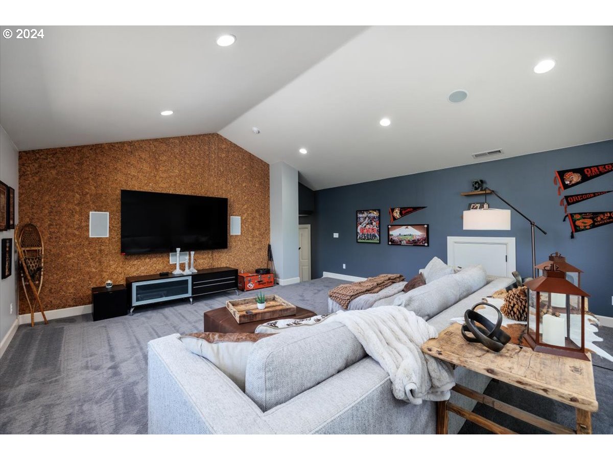 1610 SW DOLPH CT