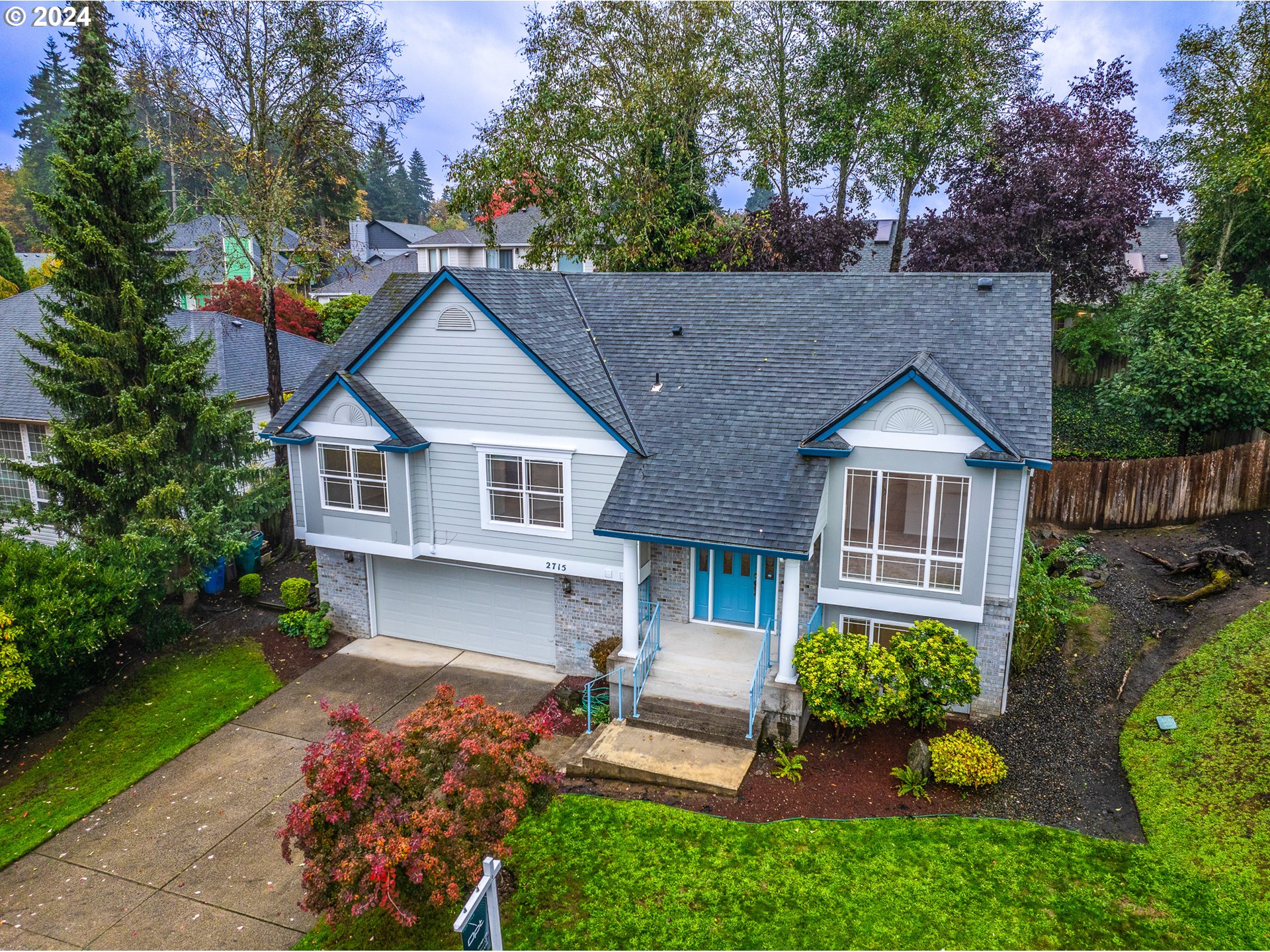 2715 NE 94TH ST
