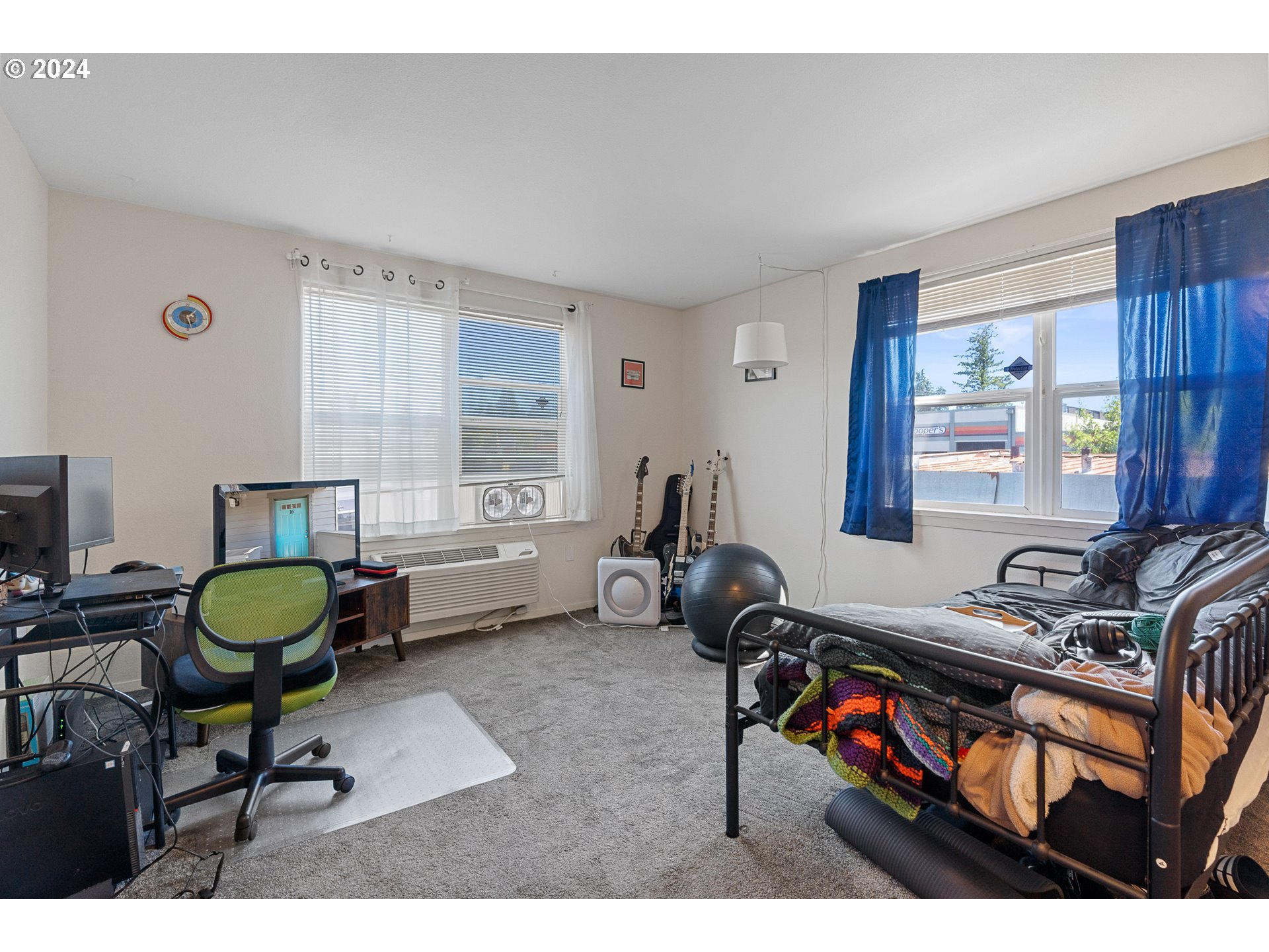 10345 NE CLACKAMAS ST 16