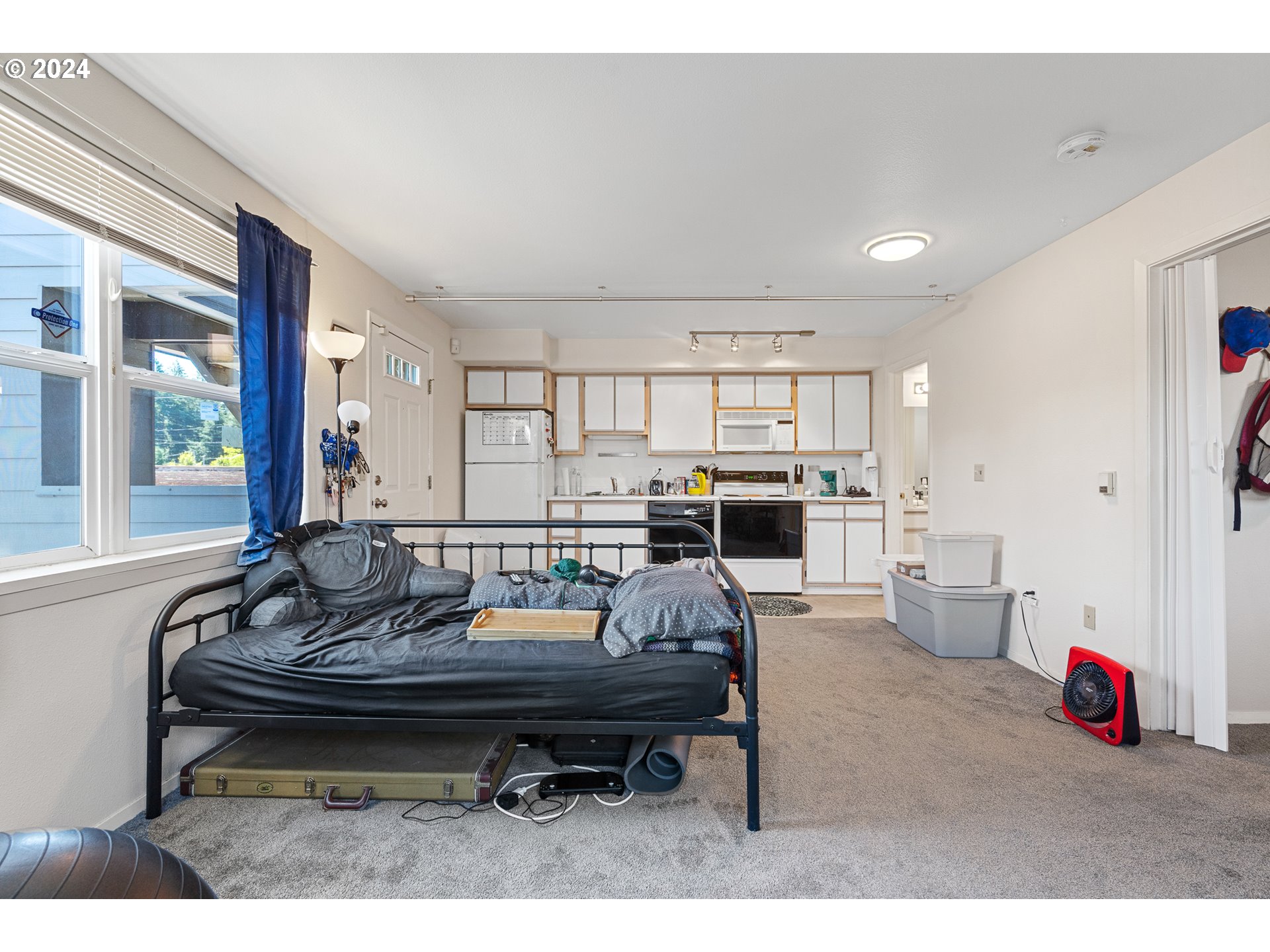 10345 NE CLACKAMAS ST 16
