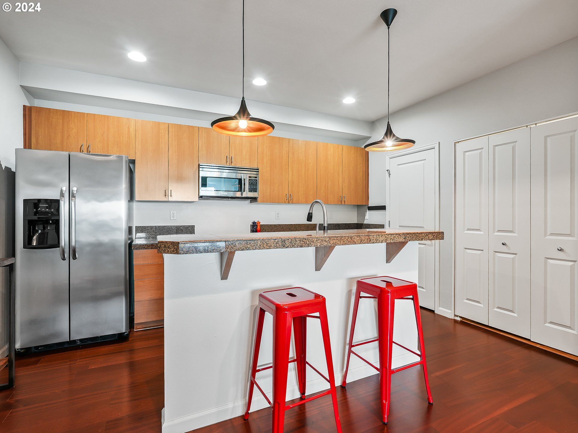 8712 N DECATUR ST 404