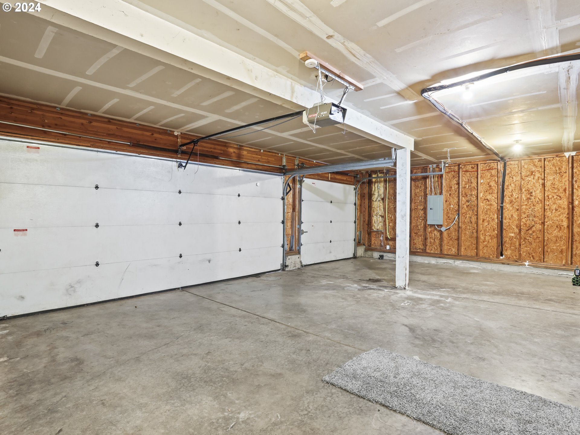 19420 SILVERFOX PKWY