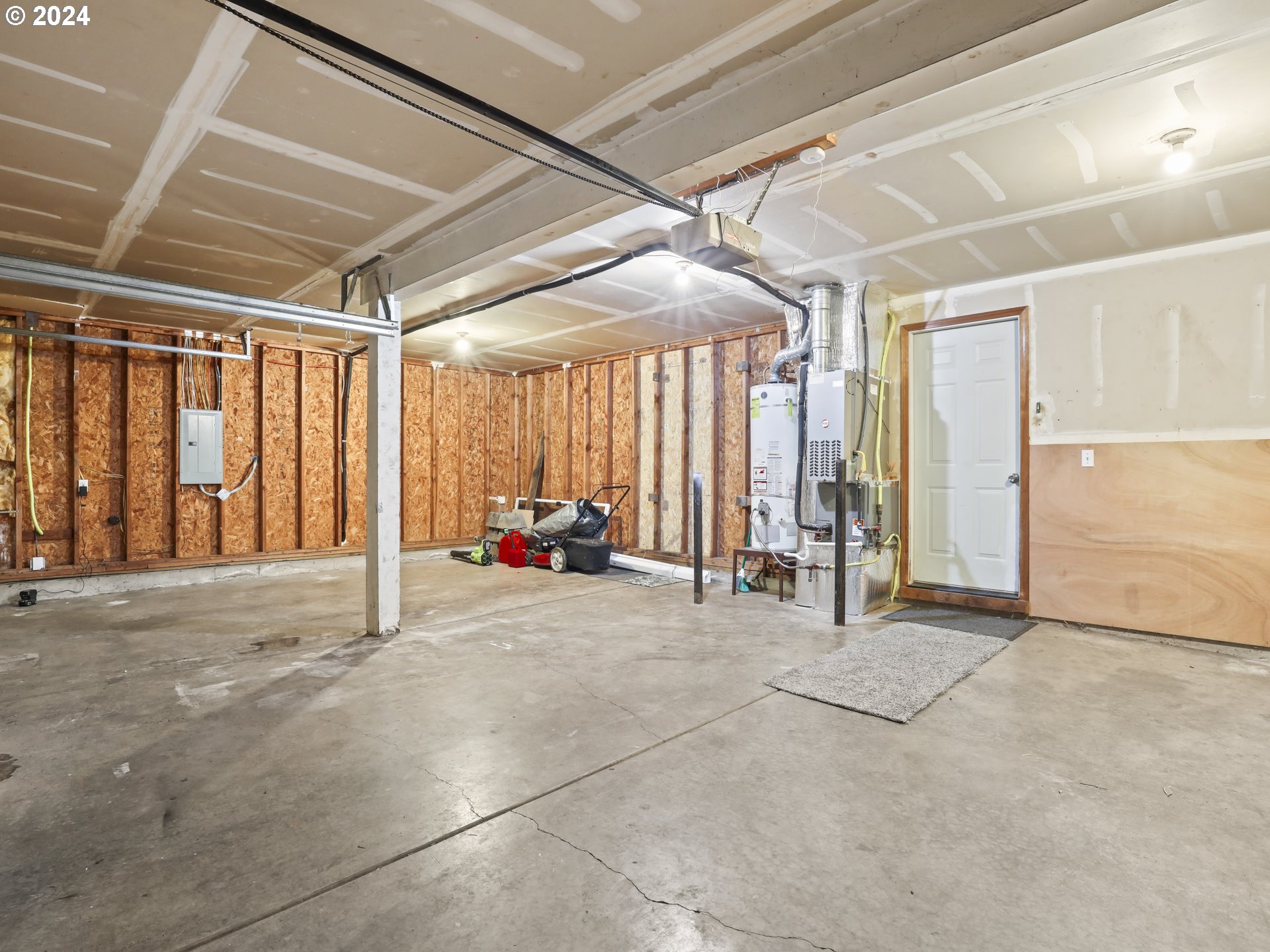 19420 SILVERFOX PKWY