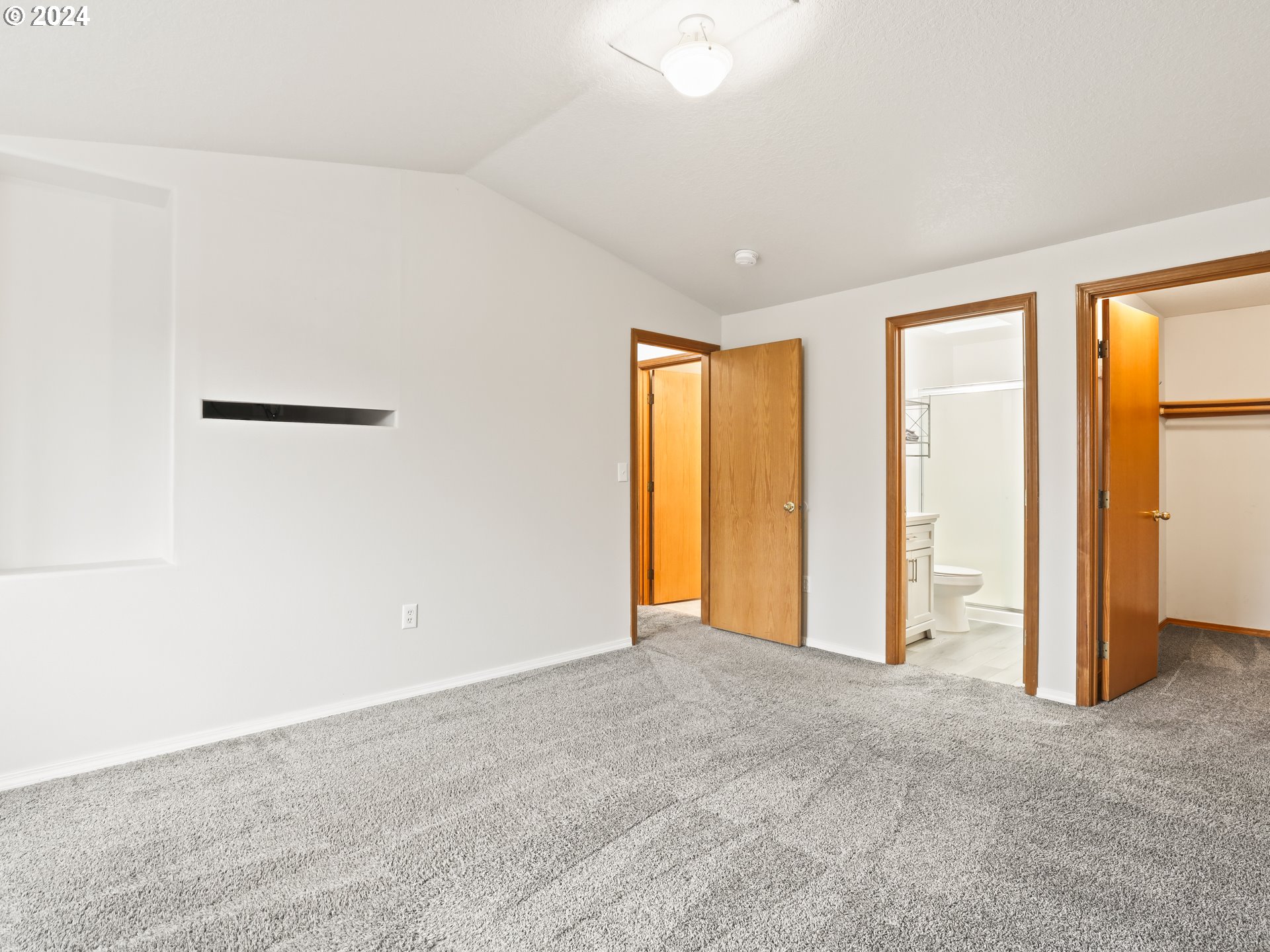 19420 SILVERFOX PKWY