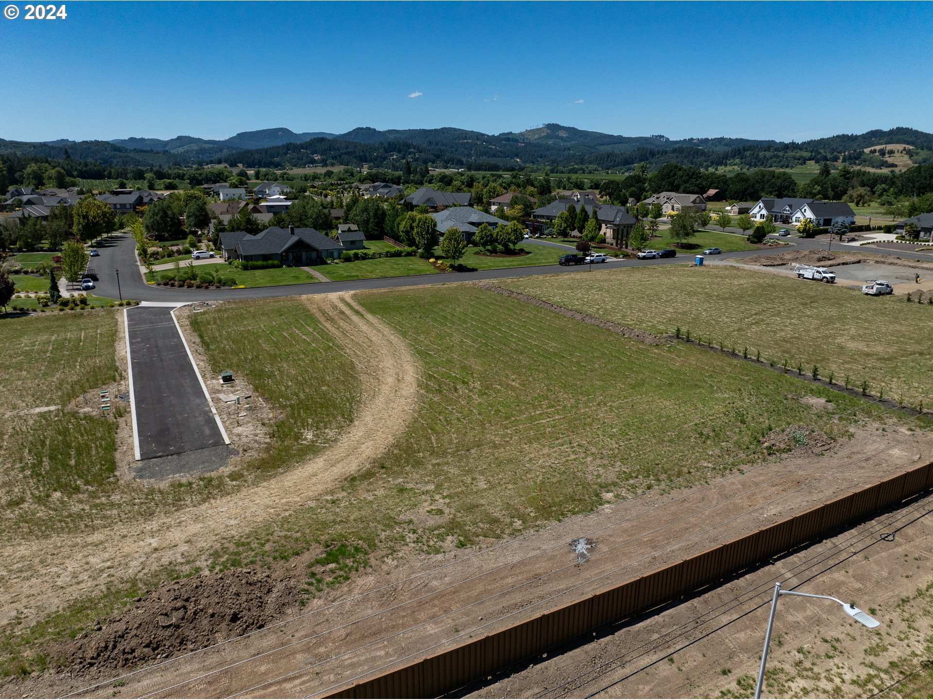 2156 NW Homer Ross LOOP 2, McMinnville Unit: 2