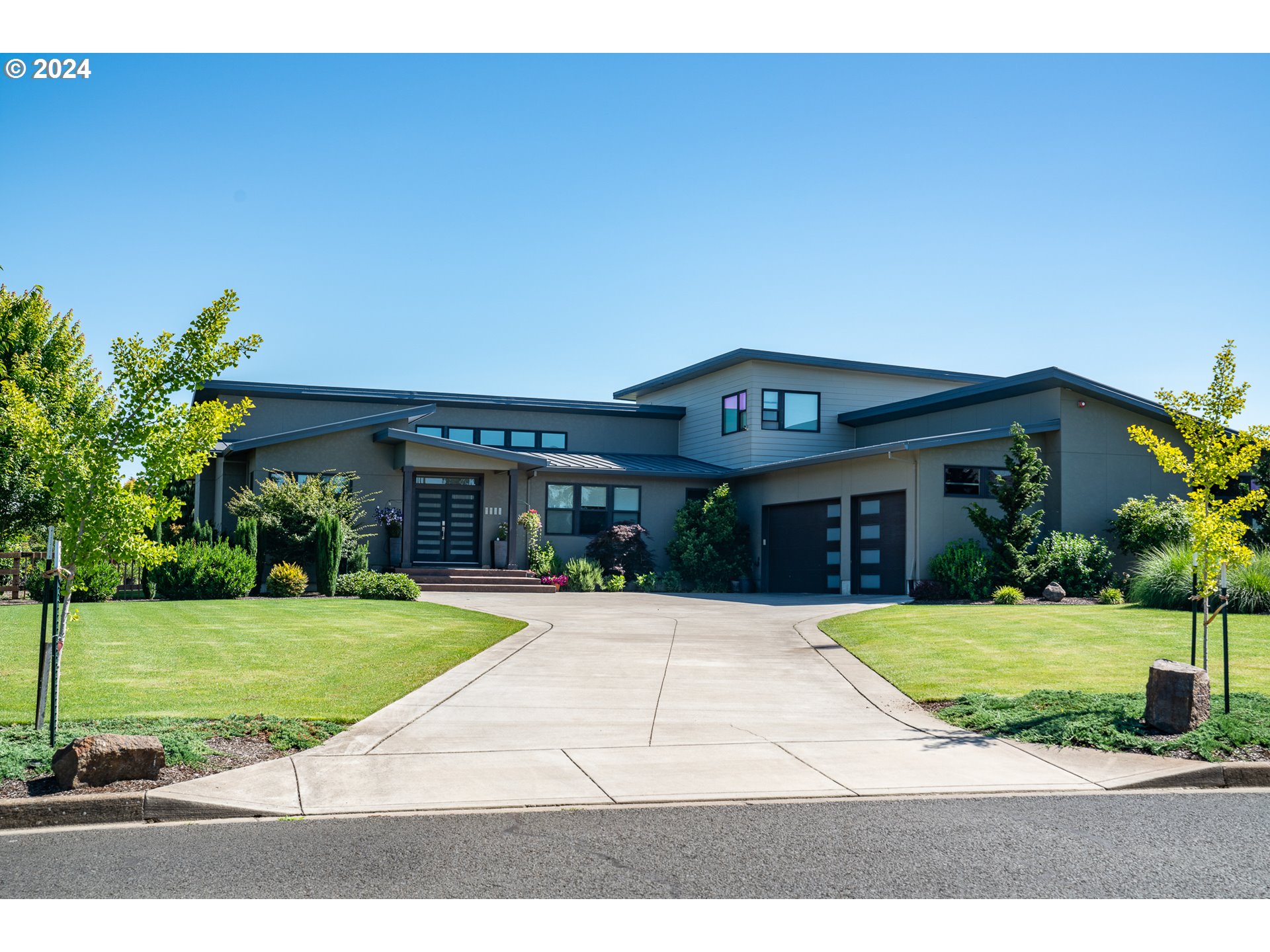 2156 NW Homer Ross LOOP 2, McMinnville Unit: 2