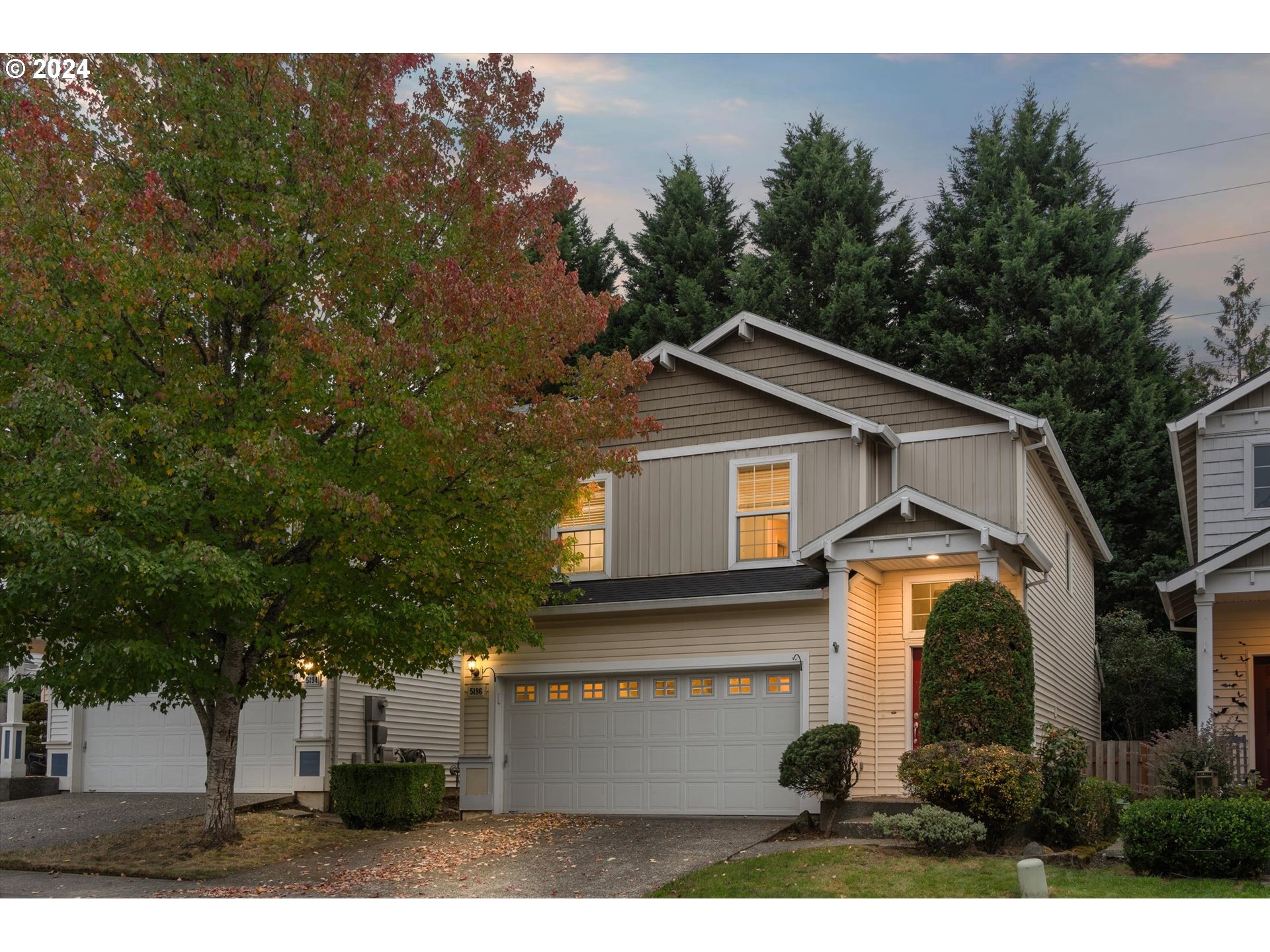 5186 NE SCHOELER CIR