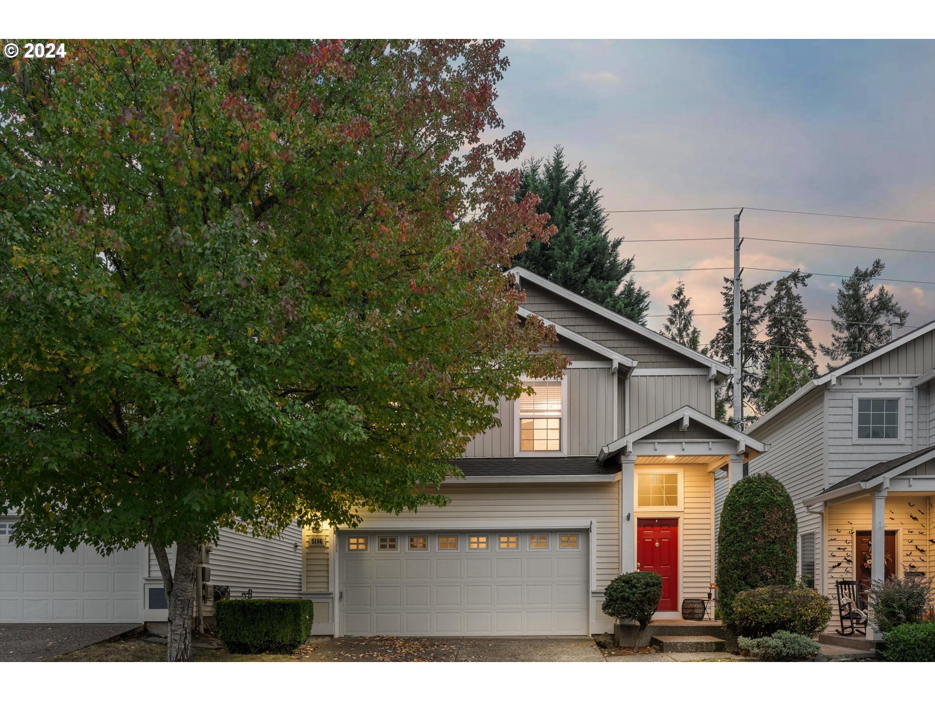 5186 NE SCHOELER CIR