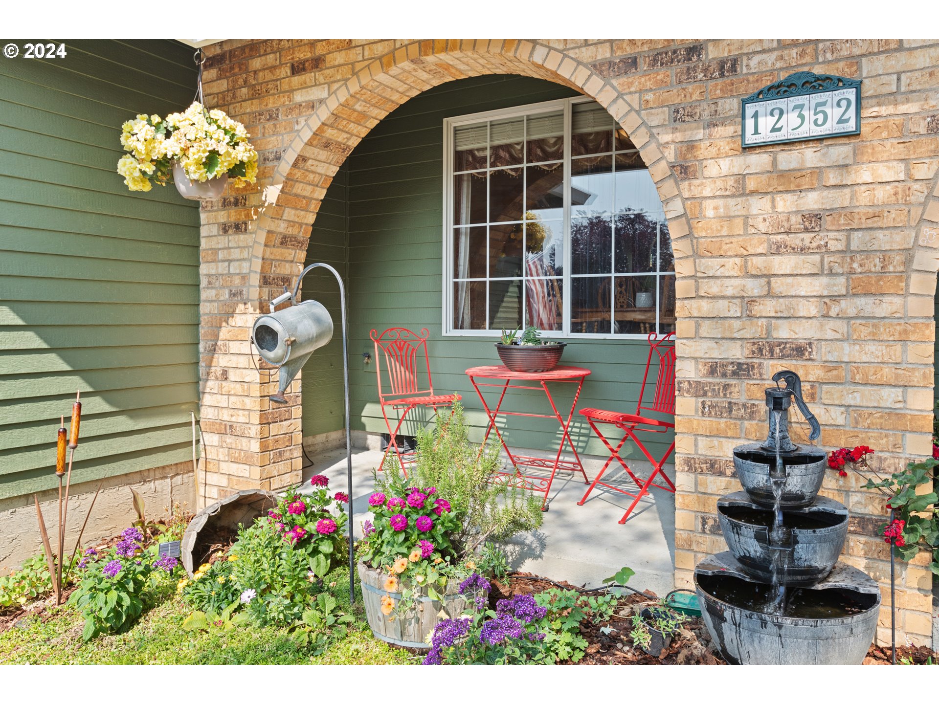 12352 SW MORNING HILL DR