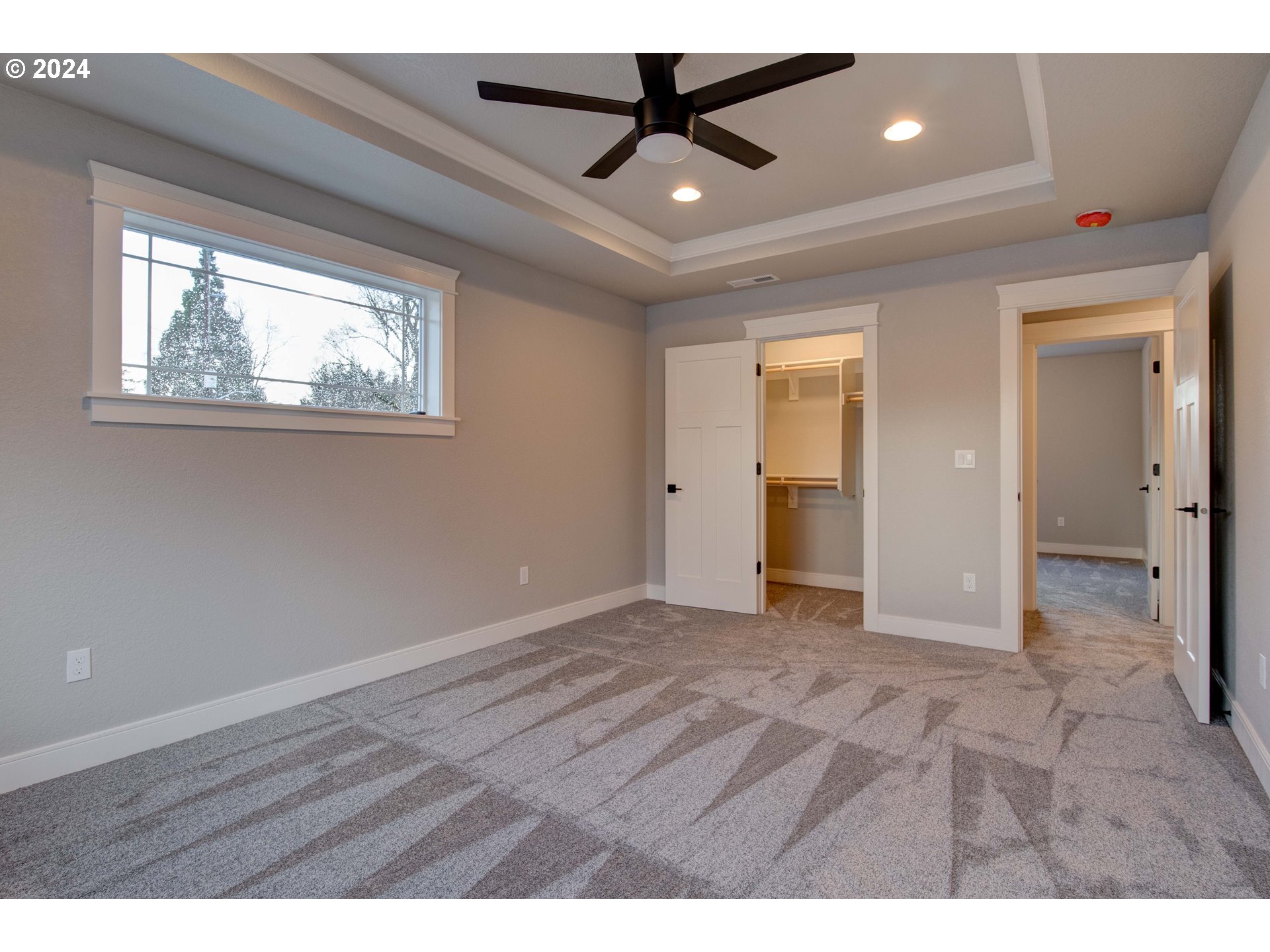 3745 NE PLEASANT VIEW DR